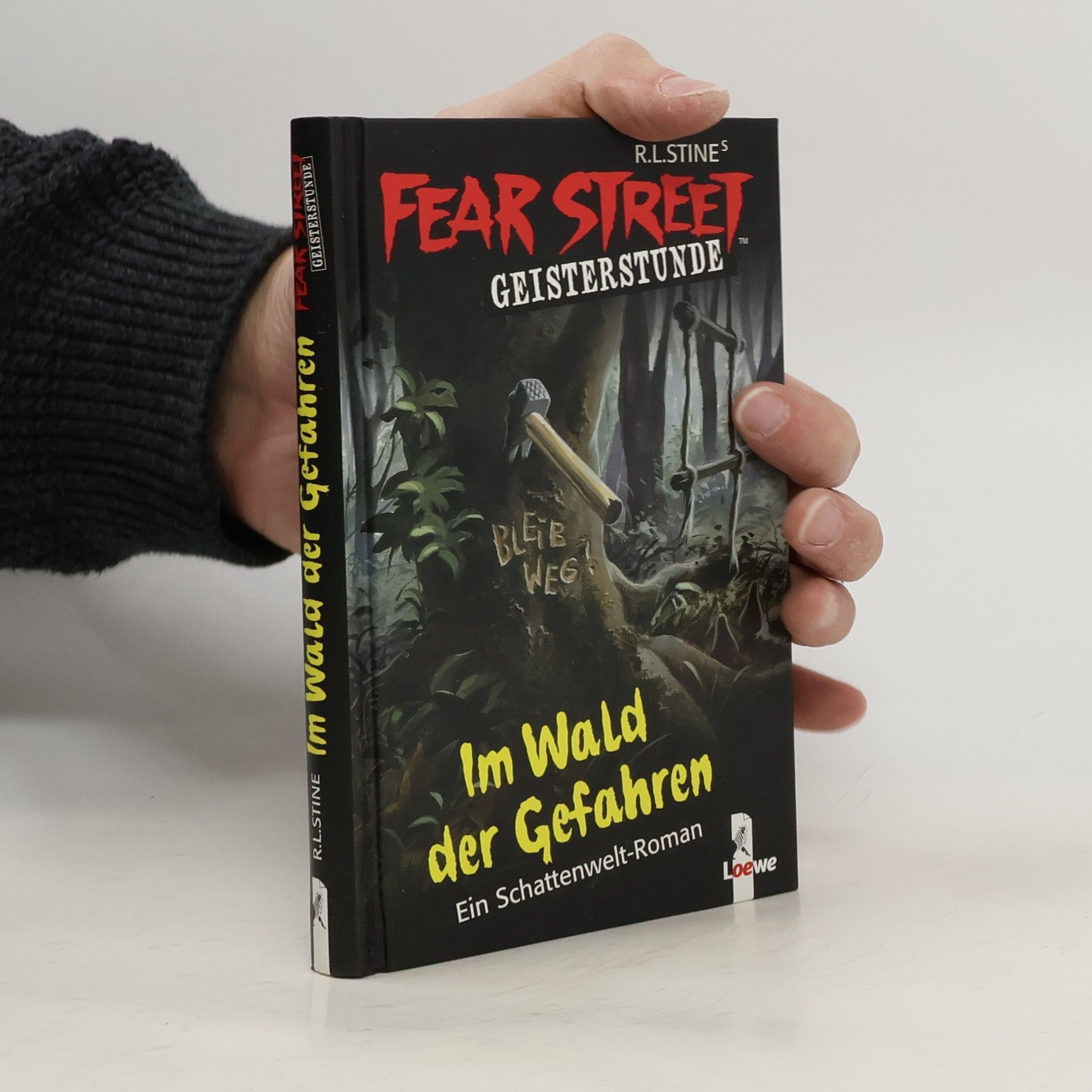 R. L. Stine Im Wald der Gefahren. Ein Schattenwelt-Roman