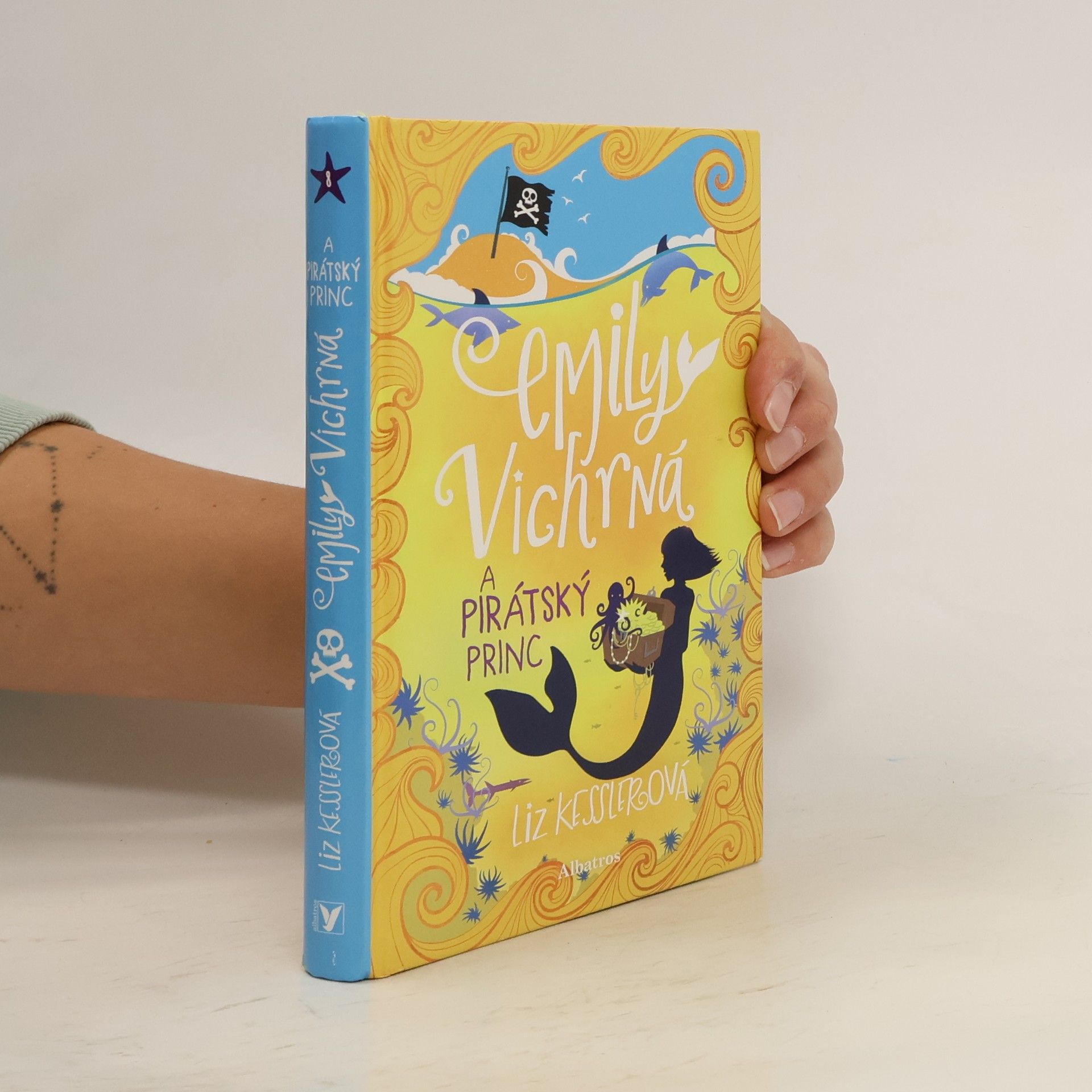 Liz Kessler Emily Vichrná a pirátský princ