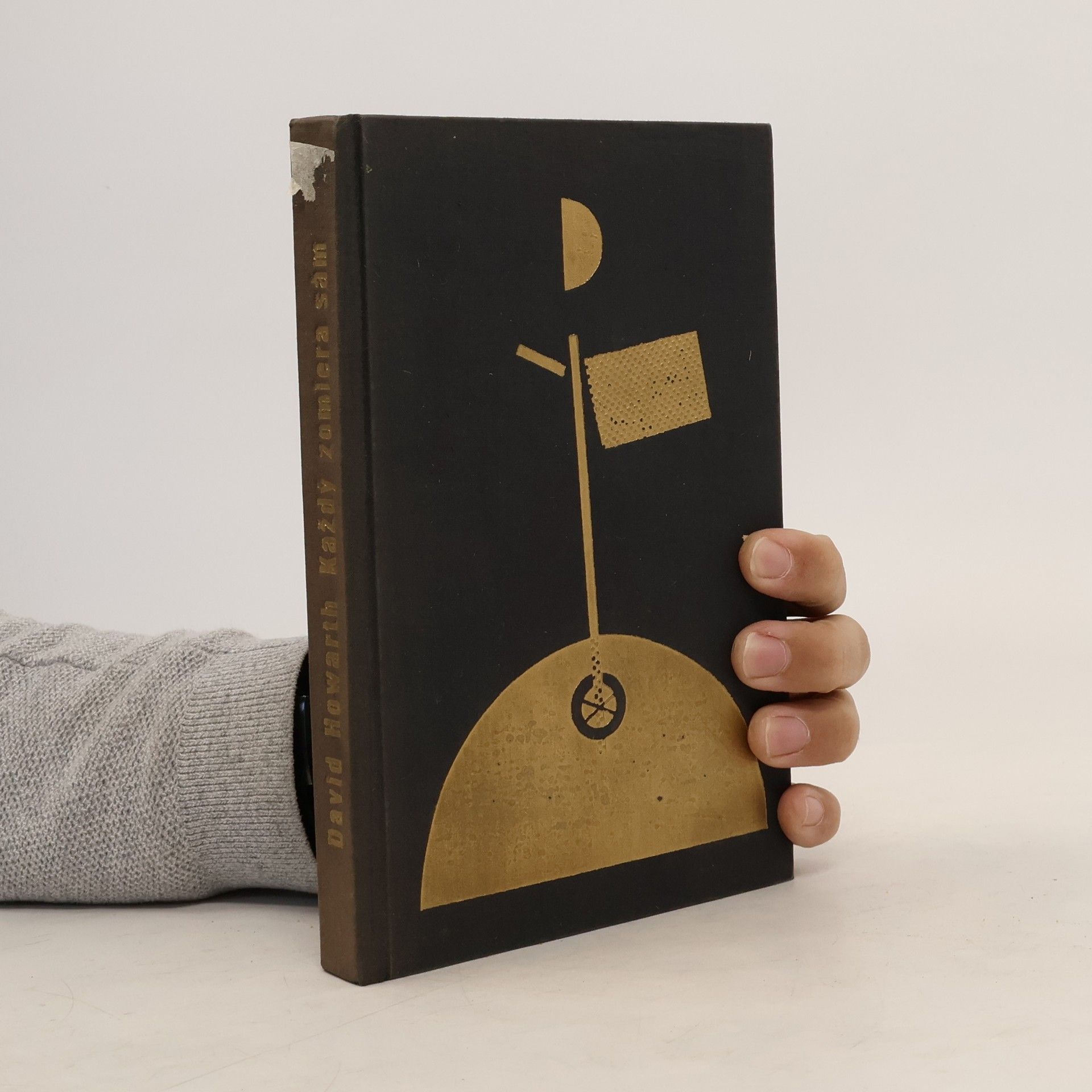 David Armine Howarth Každý zomiera sám