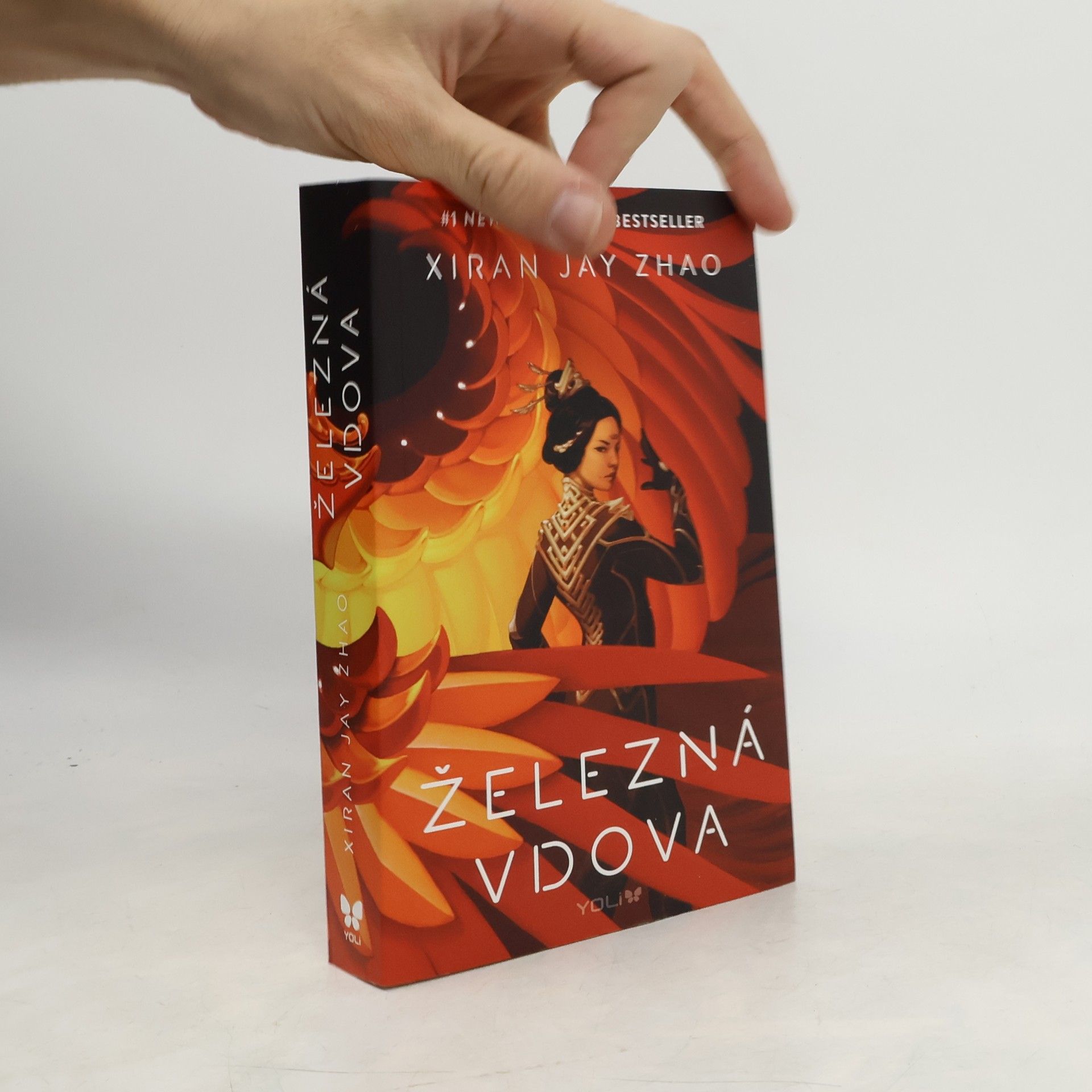 Xiran Jay Zhao Železná vdova