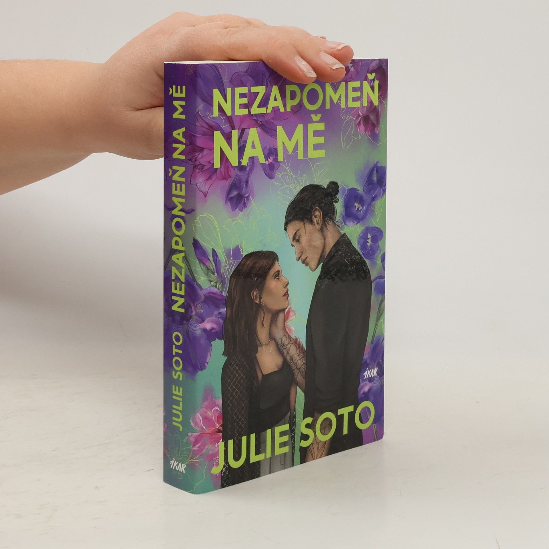 Julie Soto Nezapomeň na mě