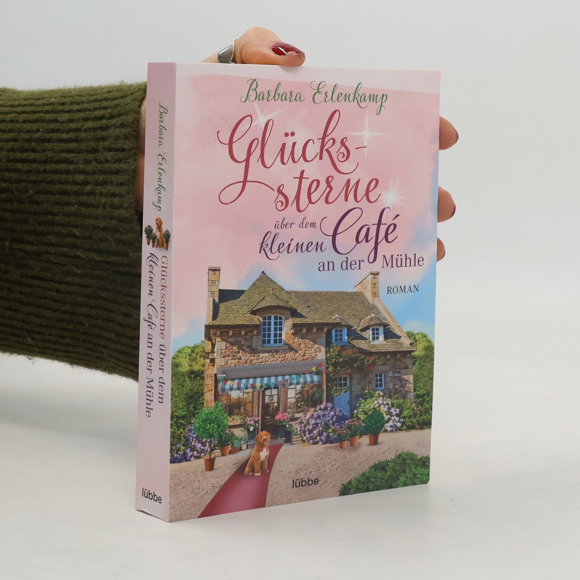 Glückssterne über dem kleinen Café an der Mühle
