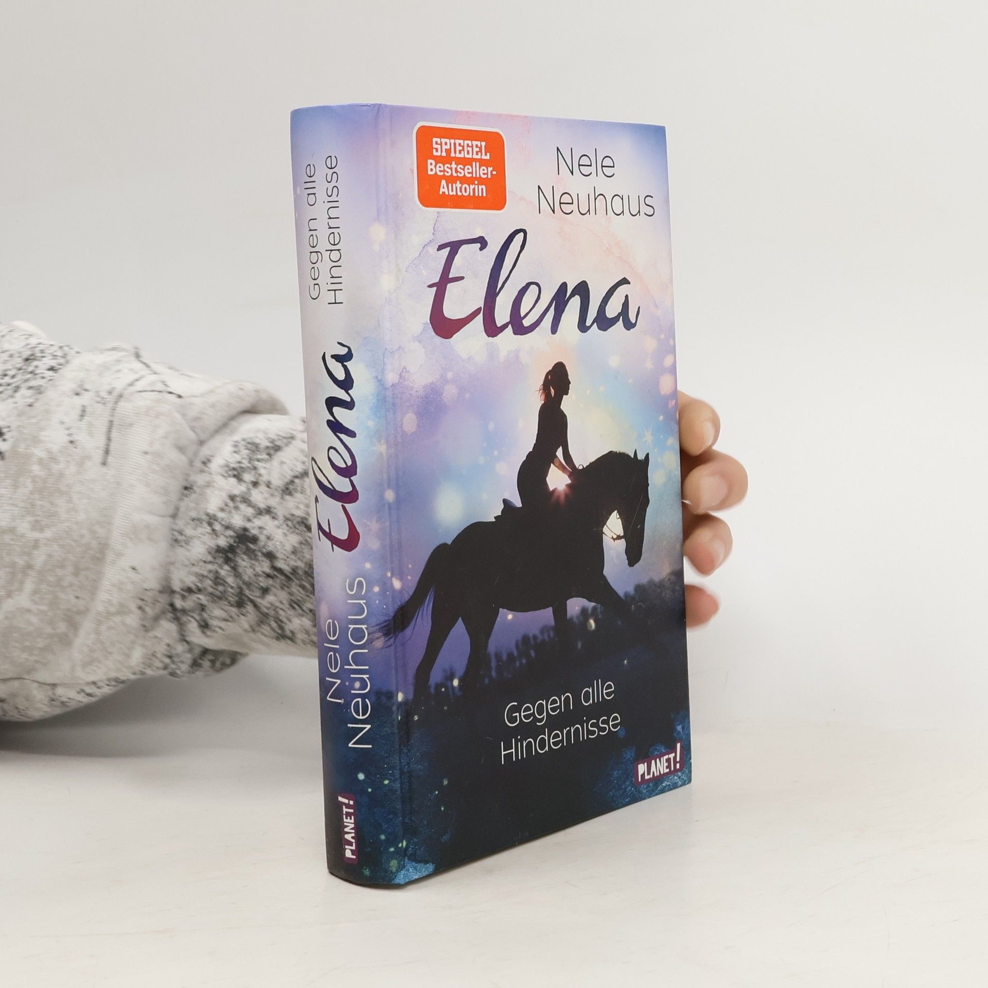 Nele Neuhaus Elena. Gegen alle Hindernisse