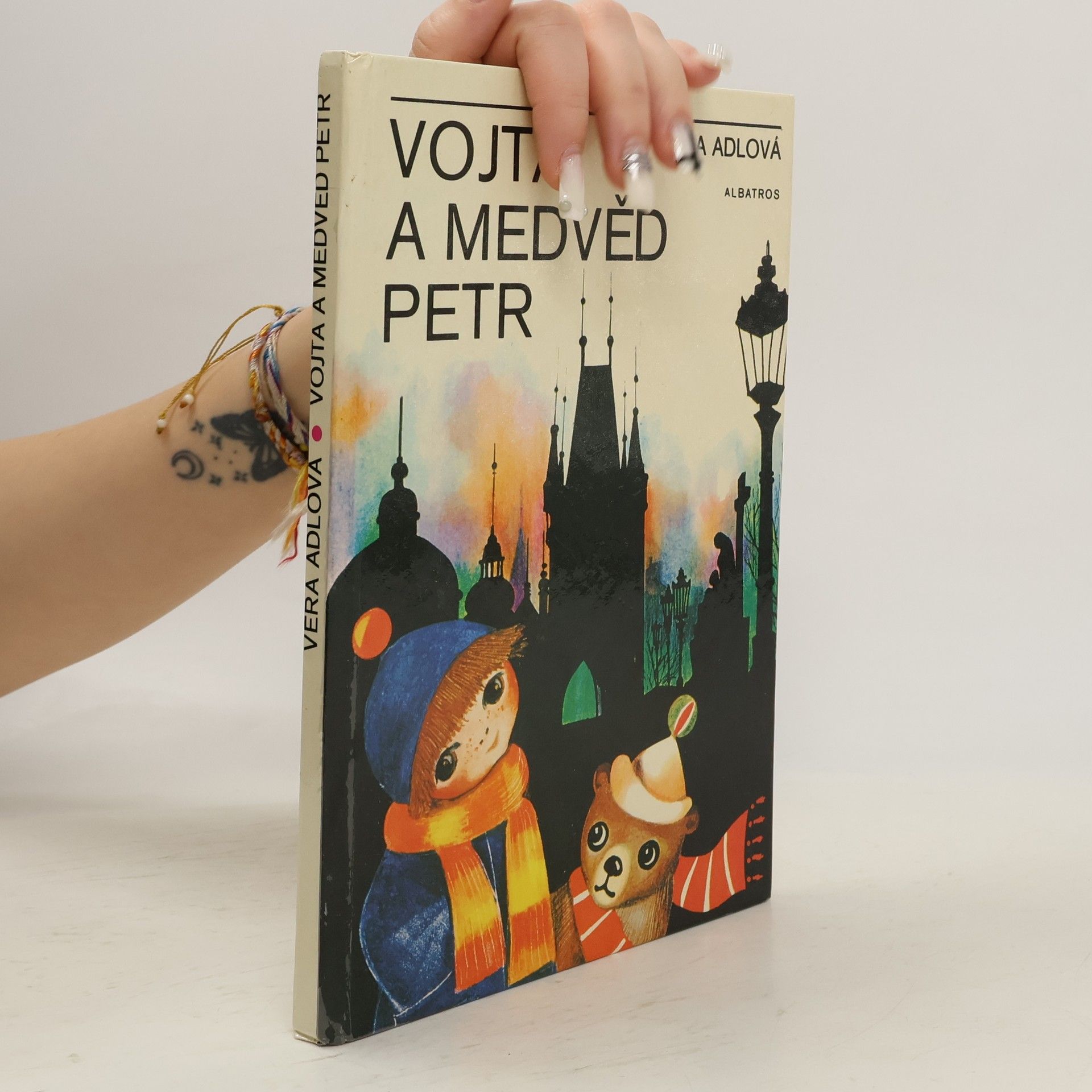 Vojta a medvěd Petr