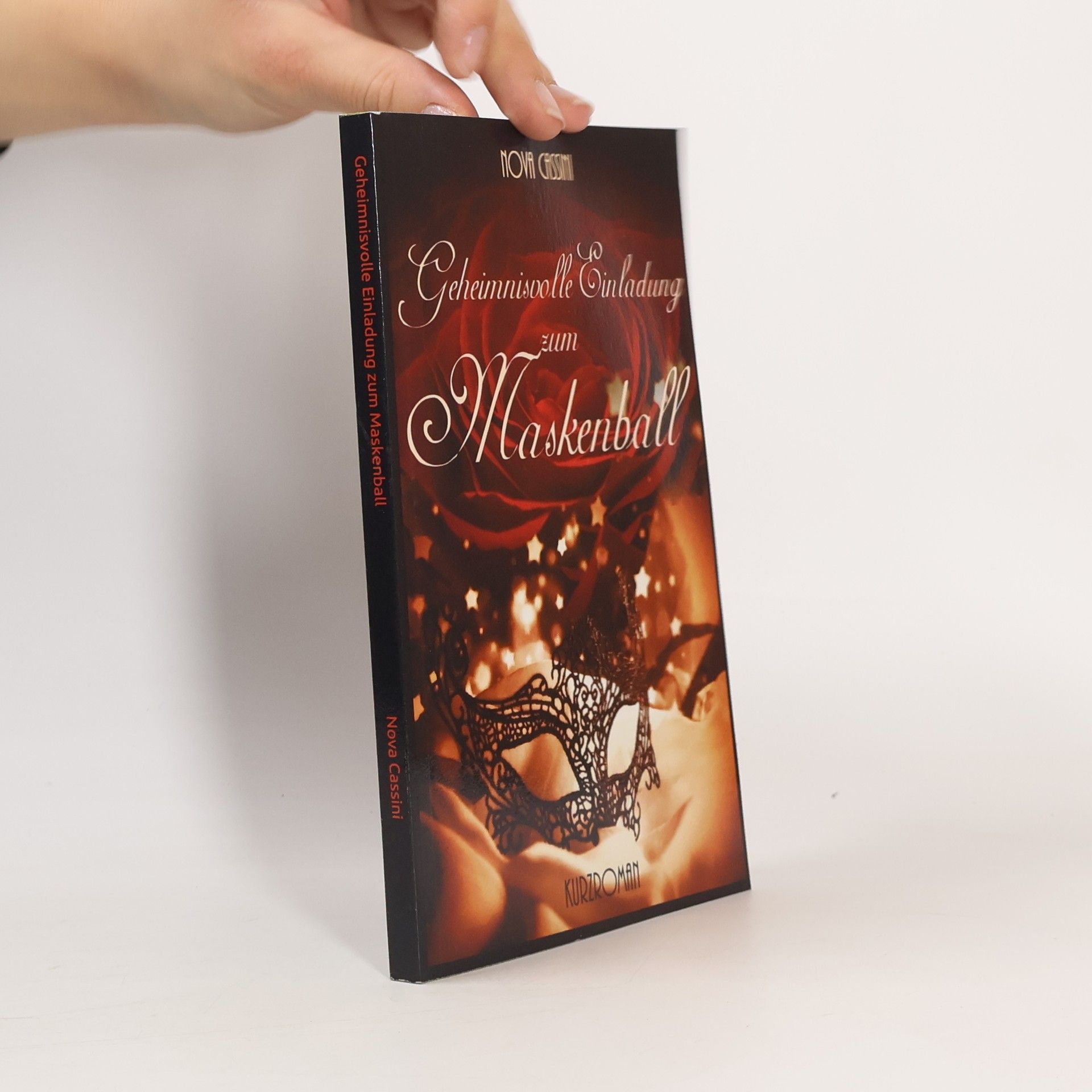 Geheimnisvolle Einladung zum Maskenball