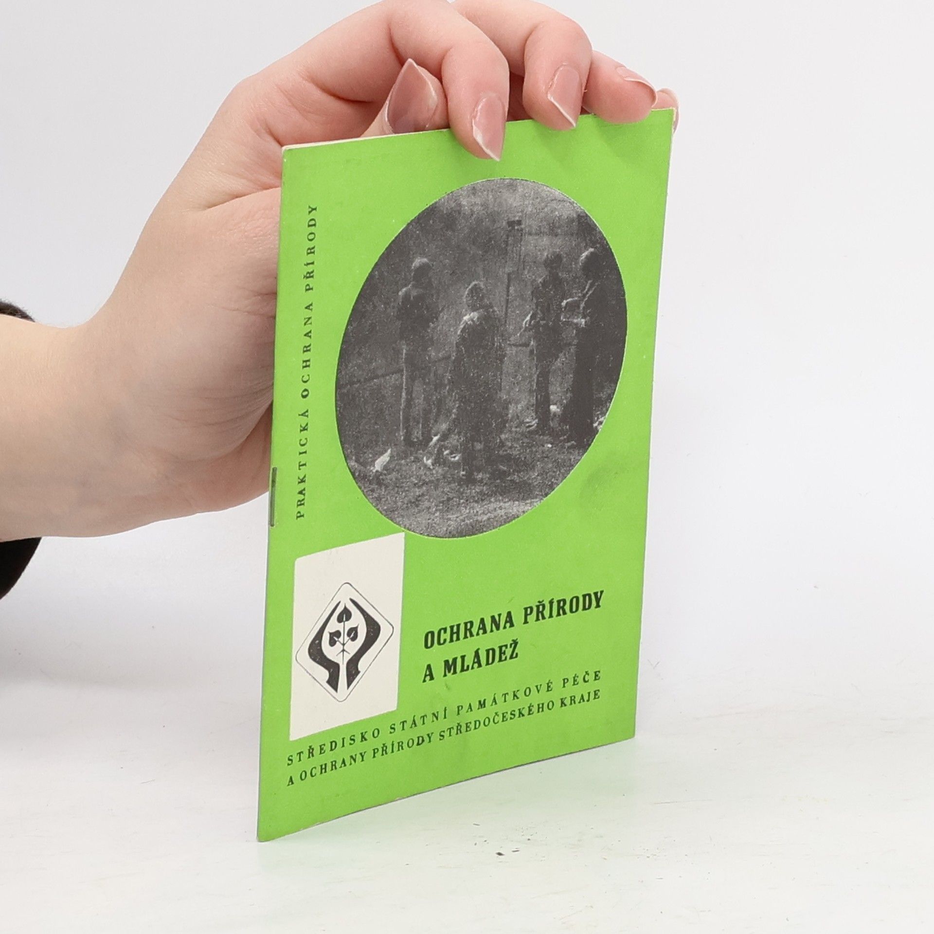 Various authors Ochrana přírody a mládež