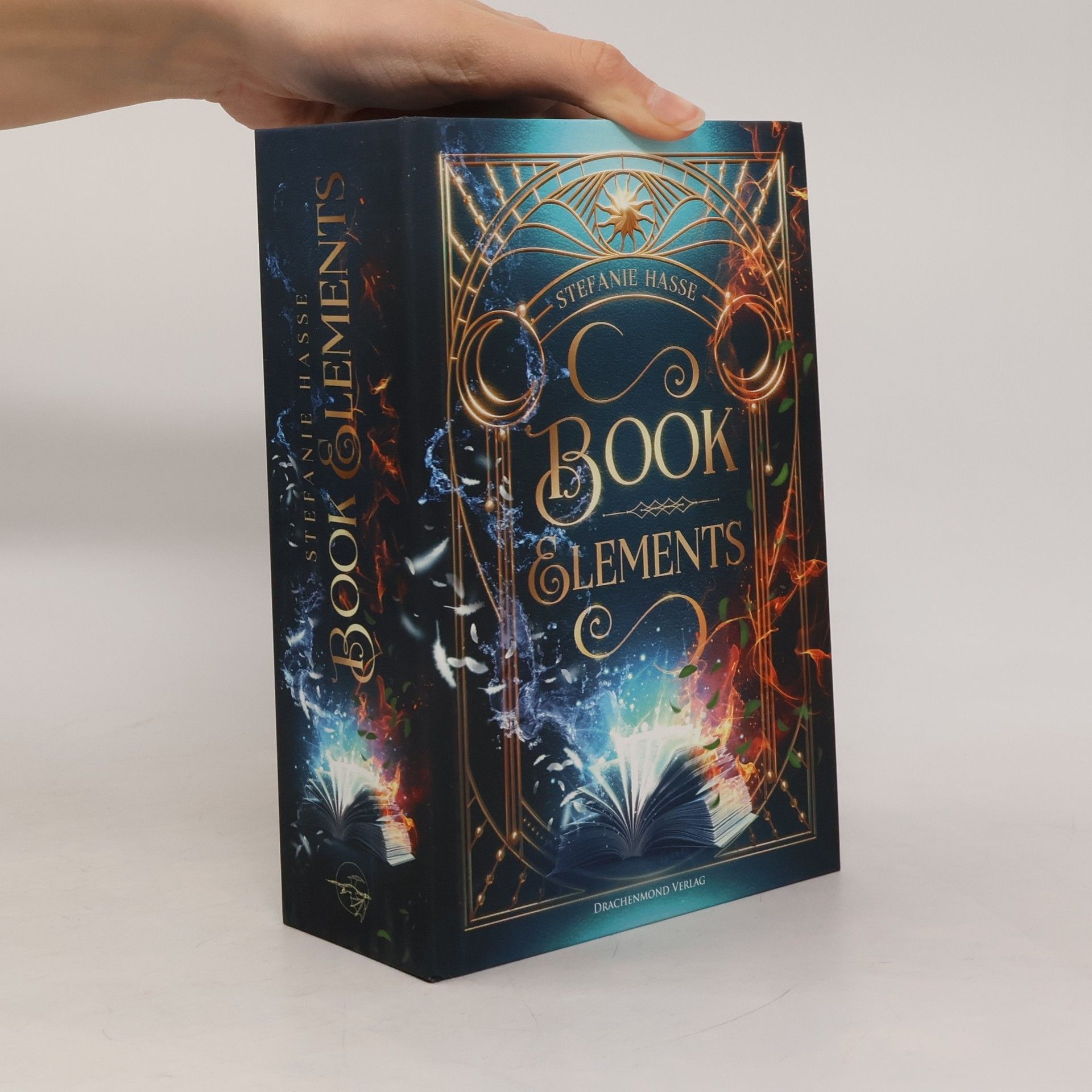 Stefanie Hasse Book Elements