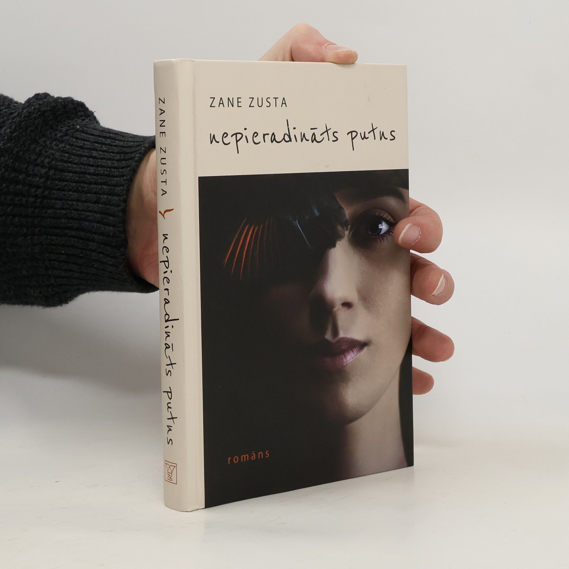 Zane Zusta Nepieradināts putns