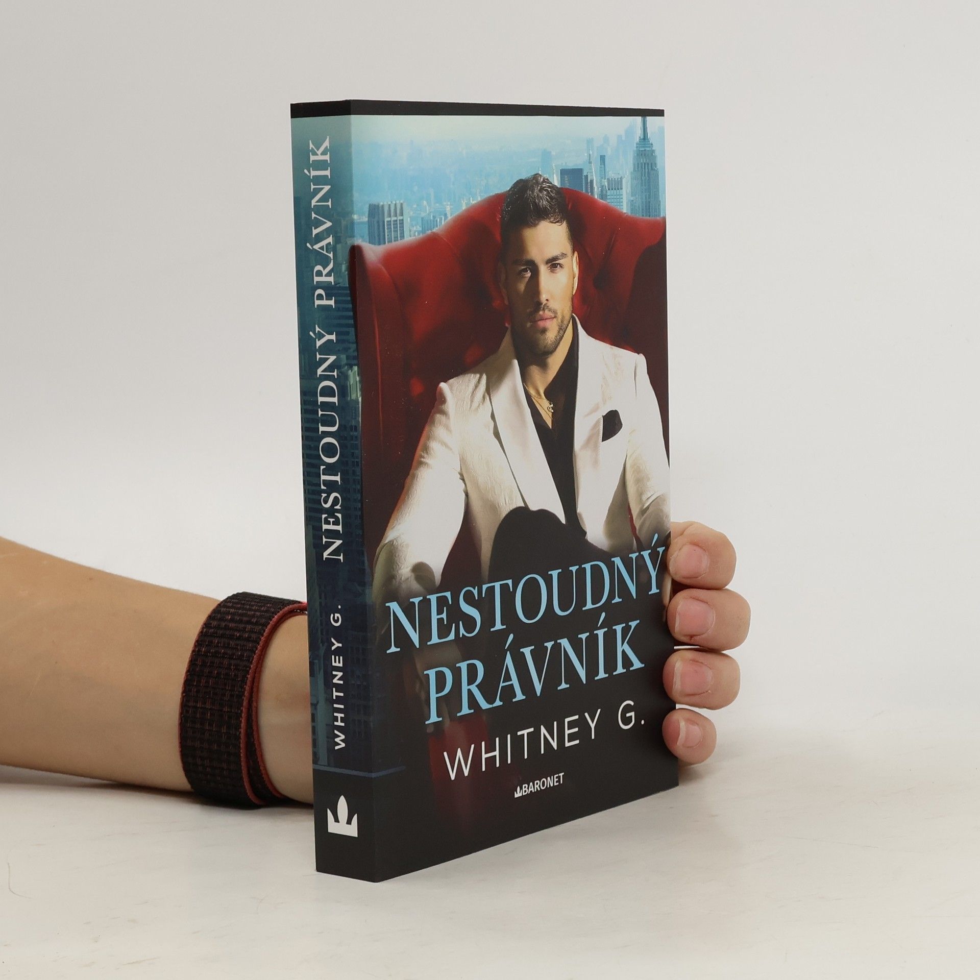 Whitney Gracia Williams Nestoudný právník