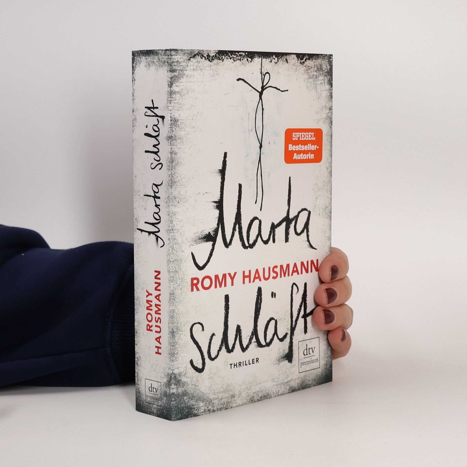 Romy Hausmann Marta schläft