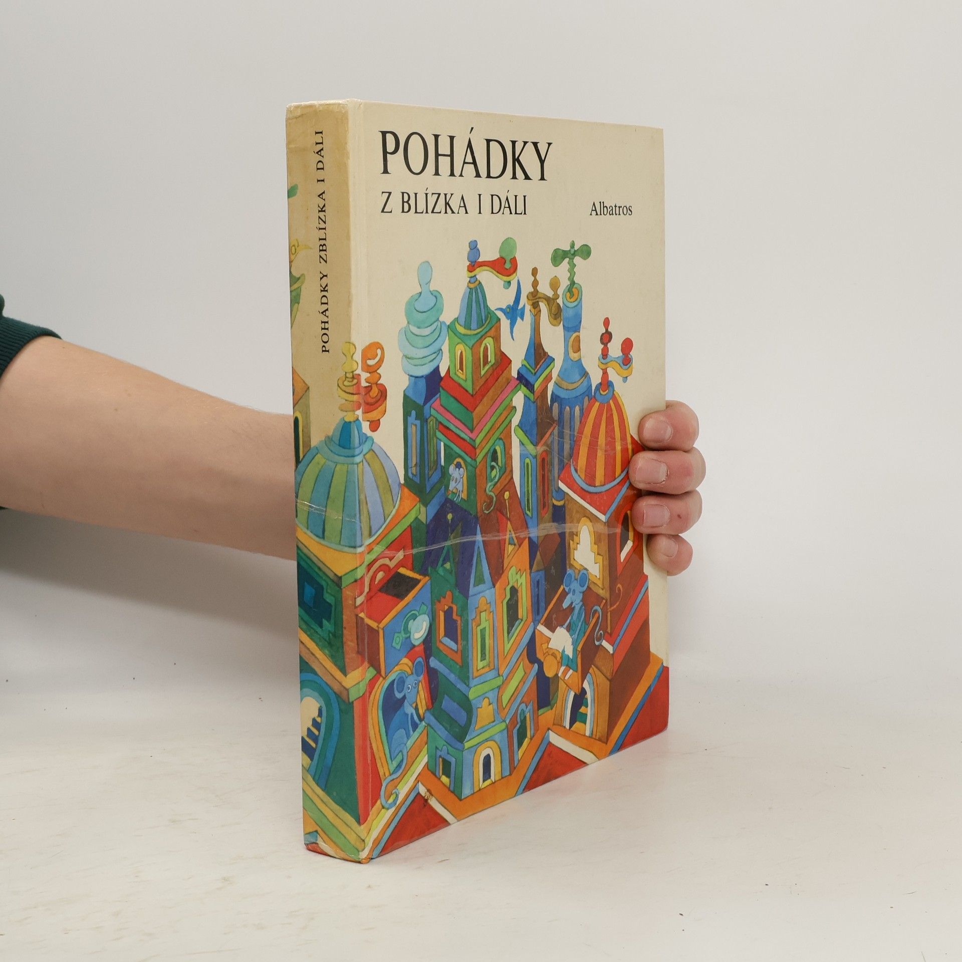 AA.VV. Pohádky z blízka i dáli