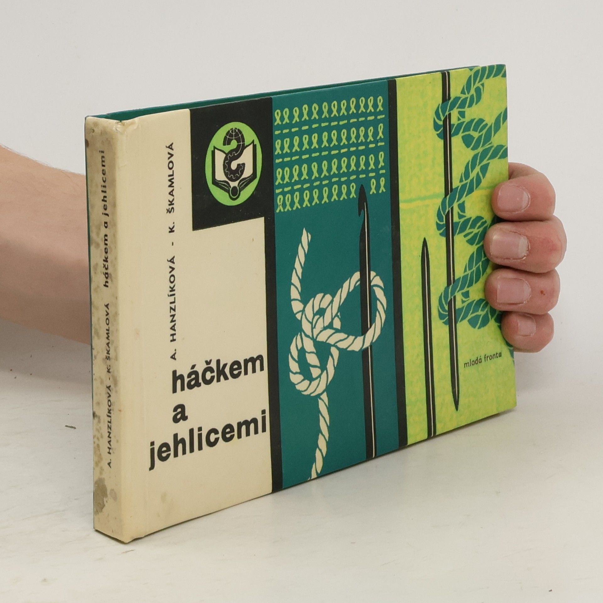 Háčkem a jehlicemi