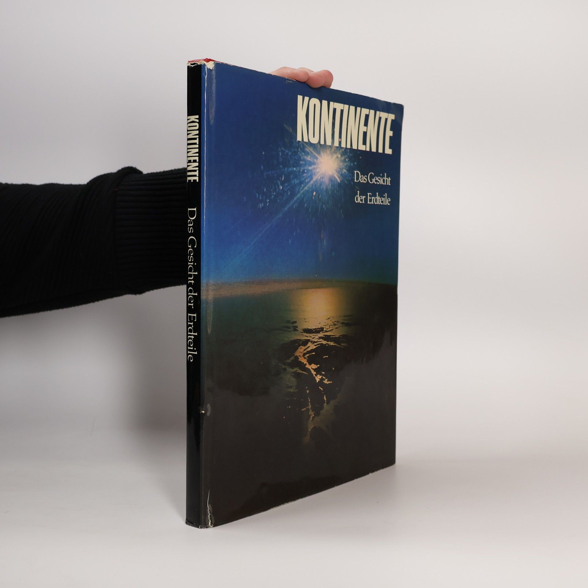 AA.VV. Kontinente. Das Gesicht der Erdteile