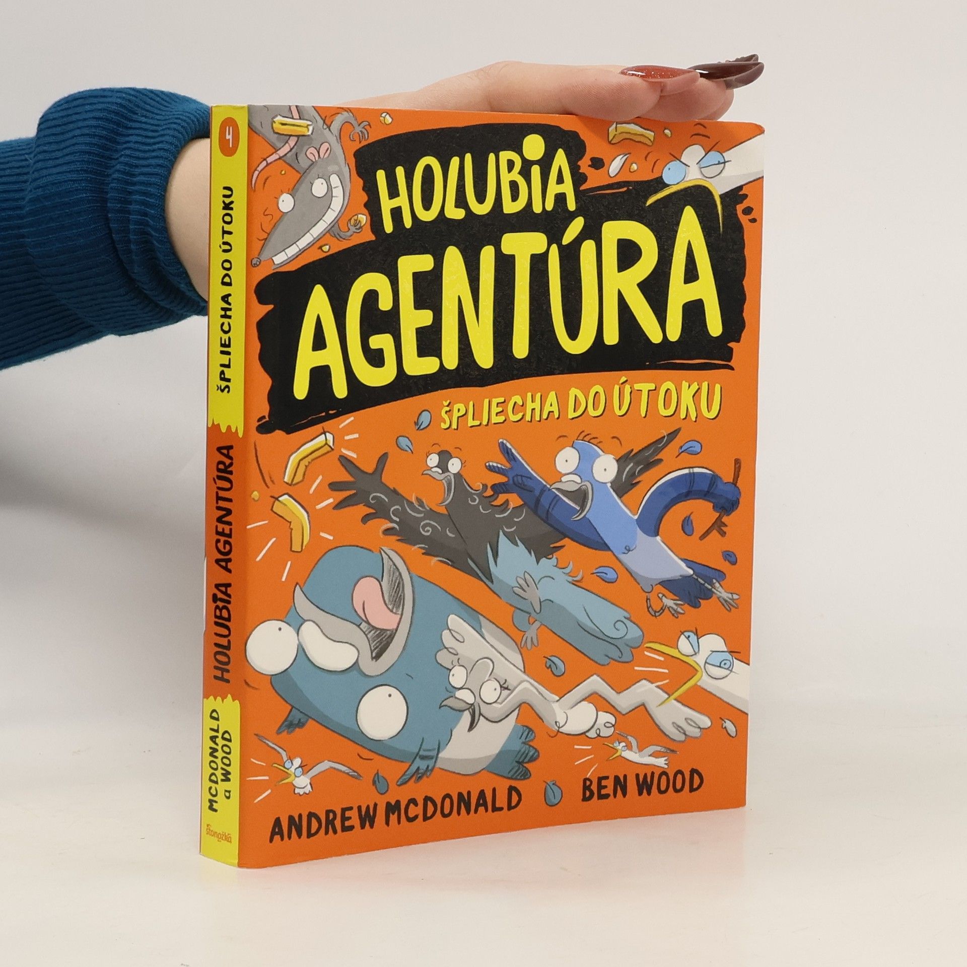 Ben Wood Holubia agentúra špliecha do útoku