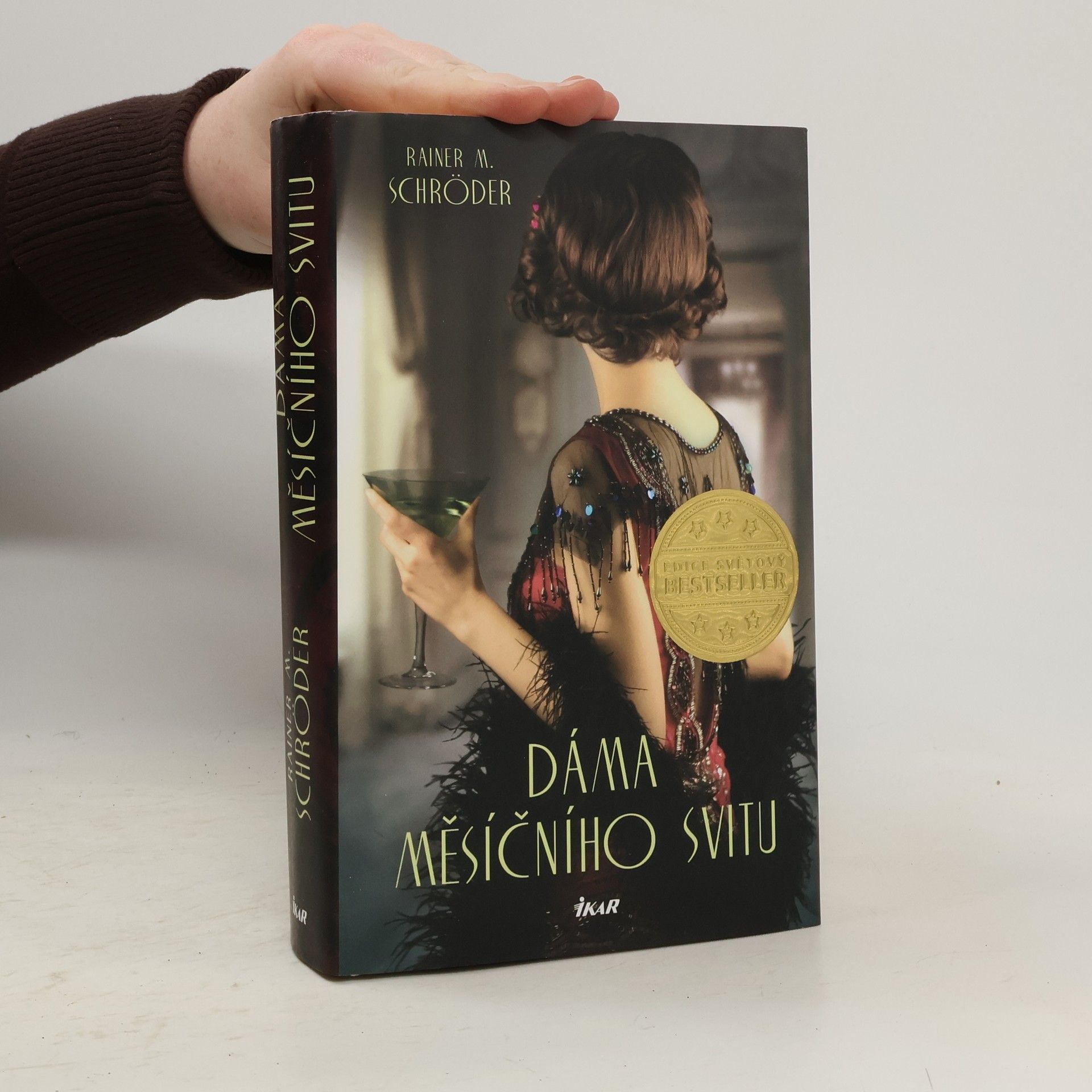 Rainer M. Schröder Dáma Měsíčního svitu