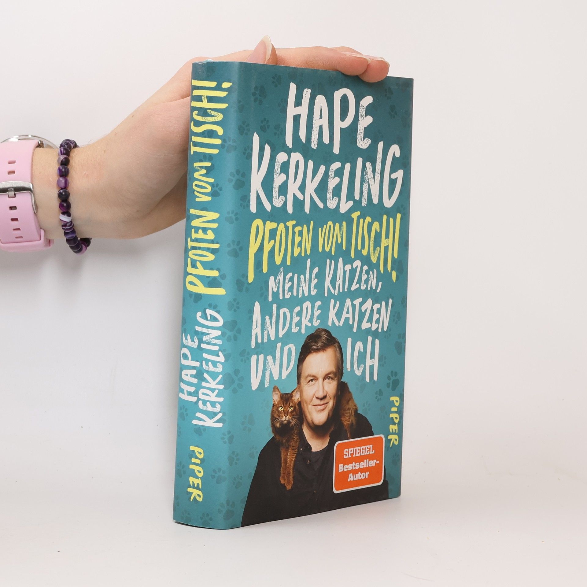 Hape Kerkeling Pfoten vom Tisch! : Meine Katzen, andere Katzen und ich
