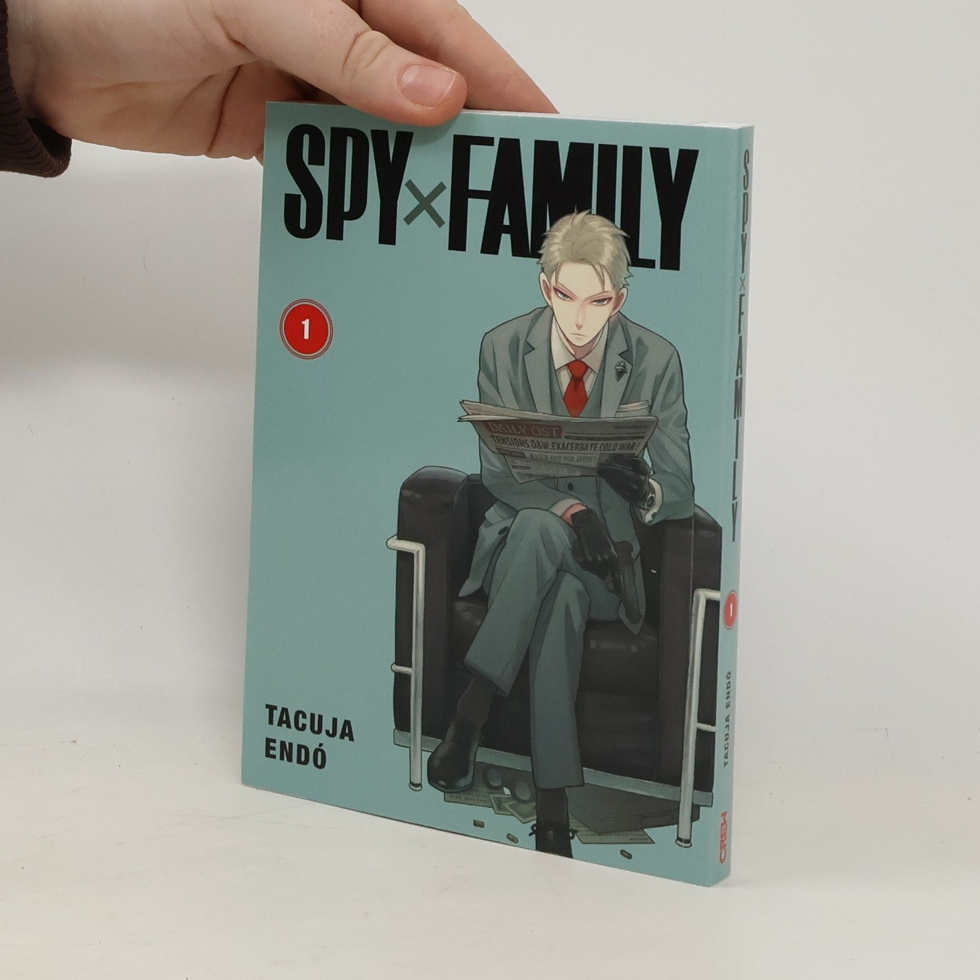 Tacuja Endó Spy x Family 1