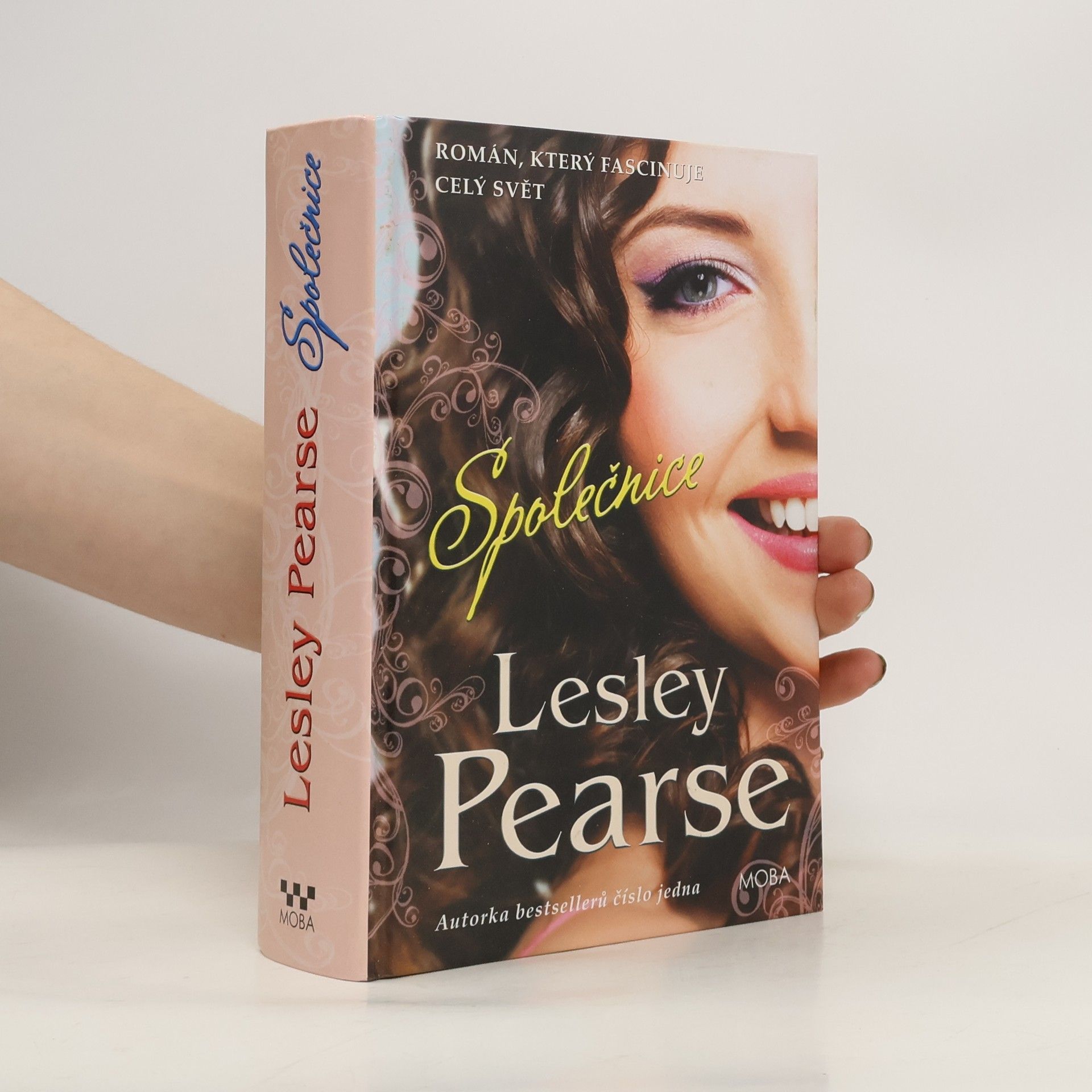 Lesley Pearse Společnice