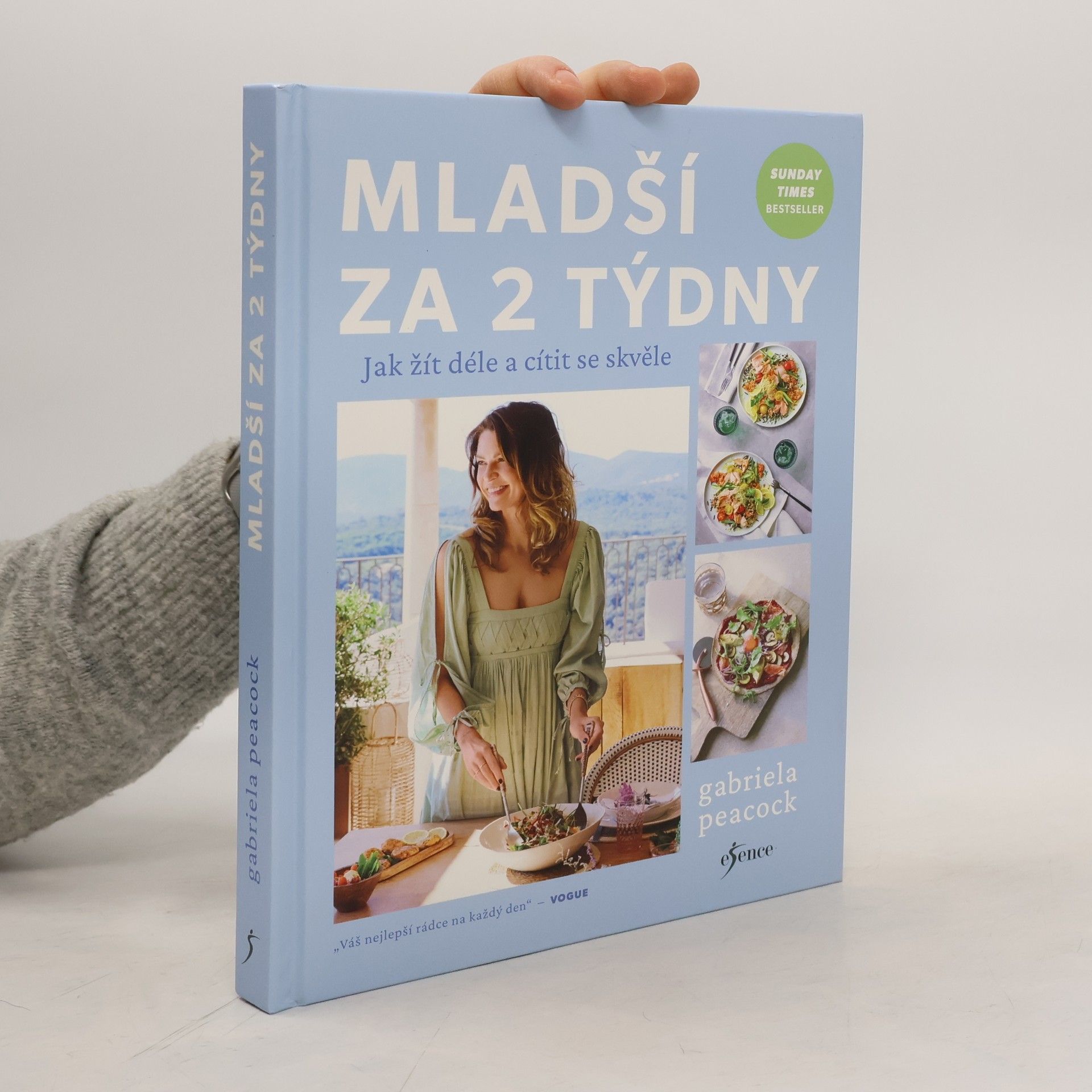 Mladší za 2 týdny