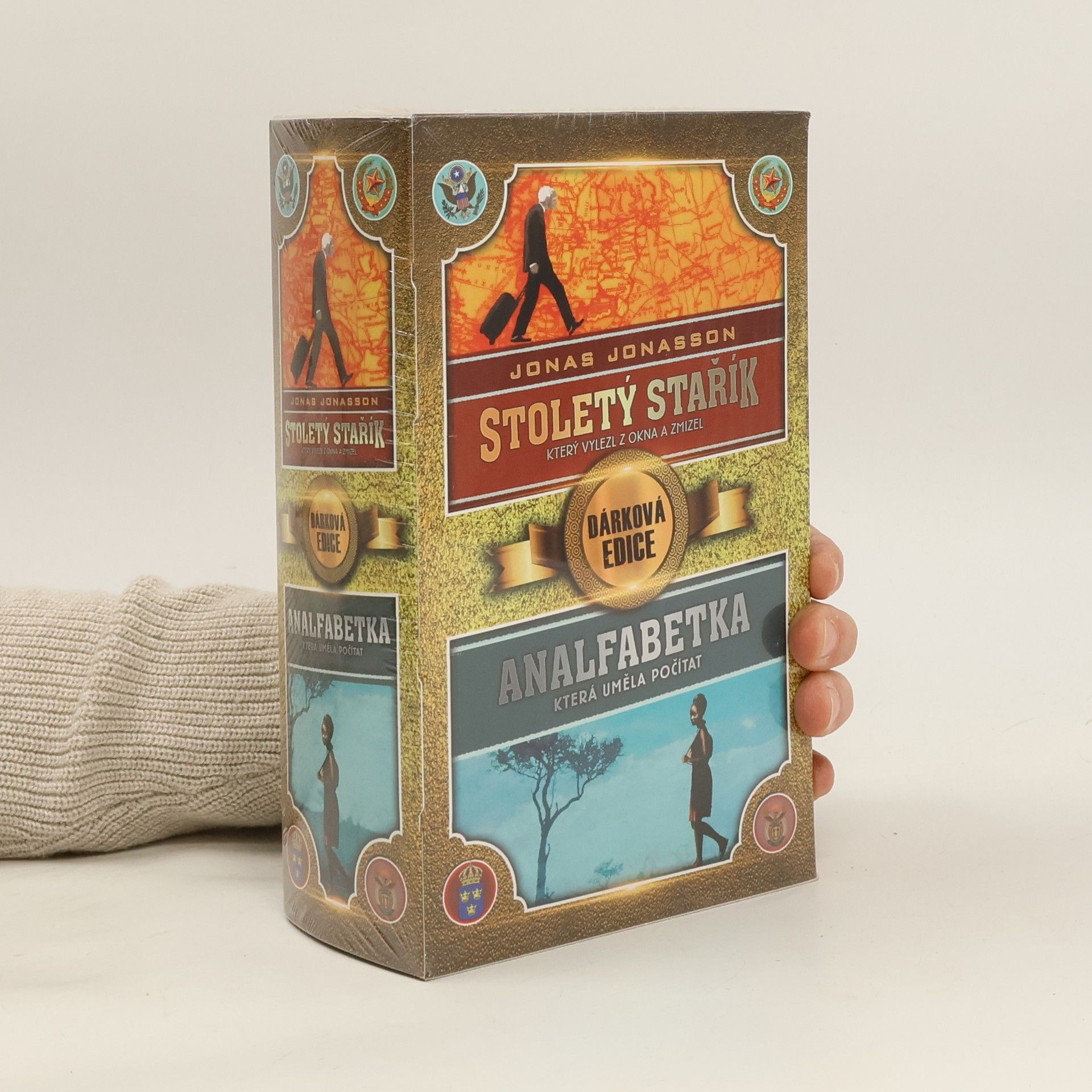 Jonas Jonasson Stoletý stařík, který vylezl z okna a zmizel + Analfabetka, která uměla počítat - dárková edice