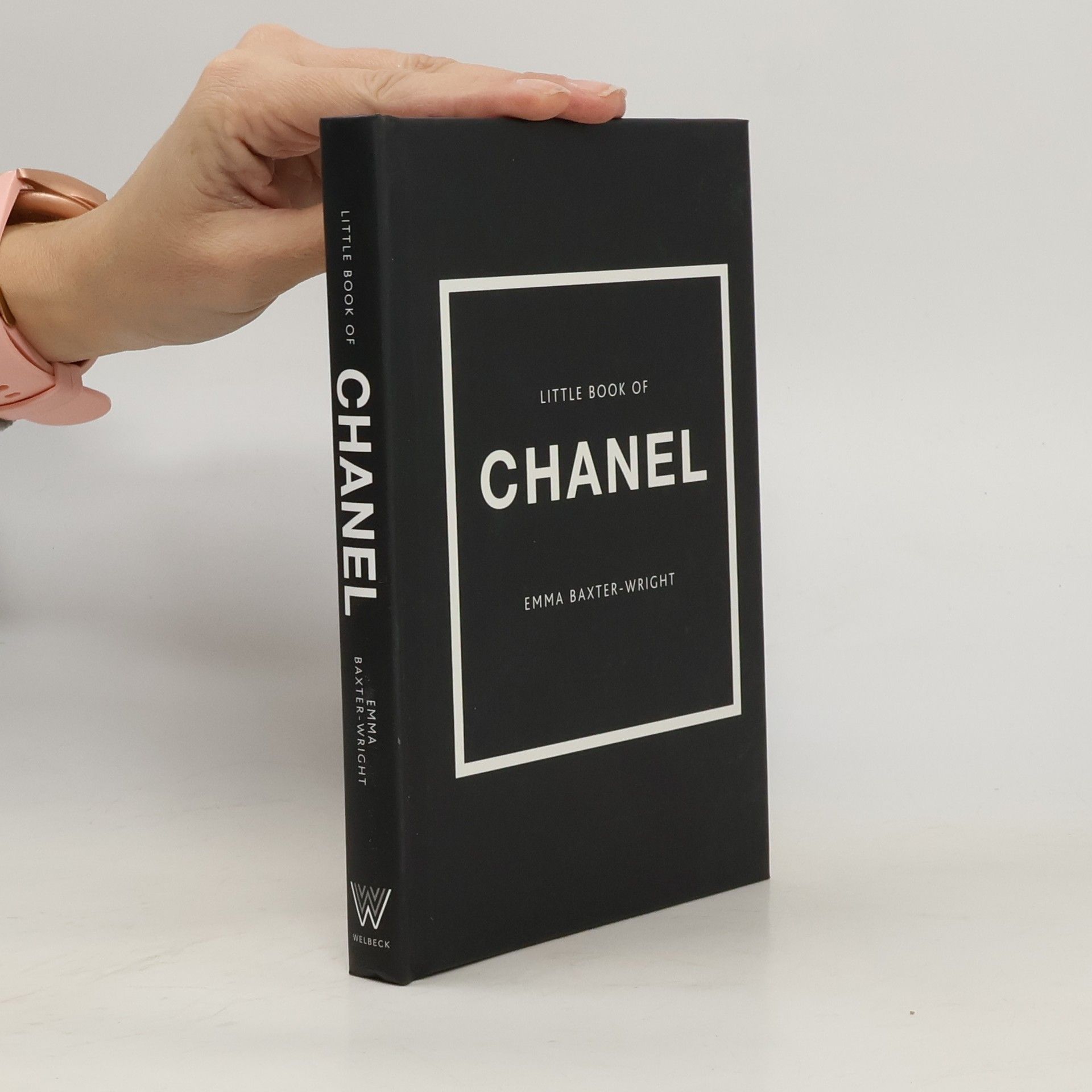 The Little Book of Chanel