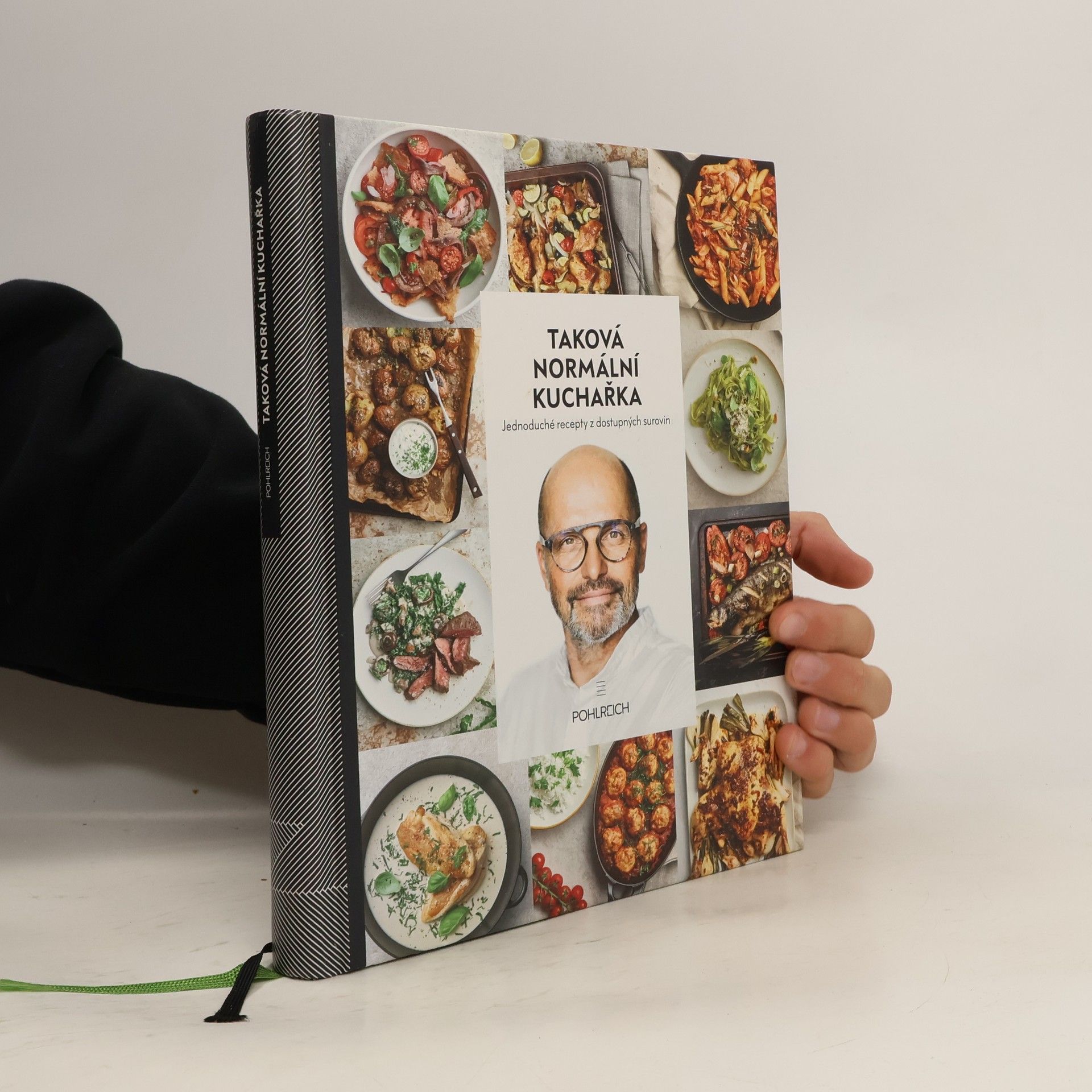 Taková normální kuchařka: Jednoduché recepty z dostupných surovin