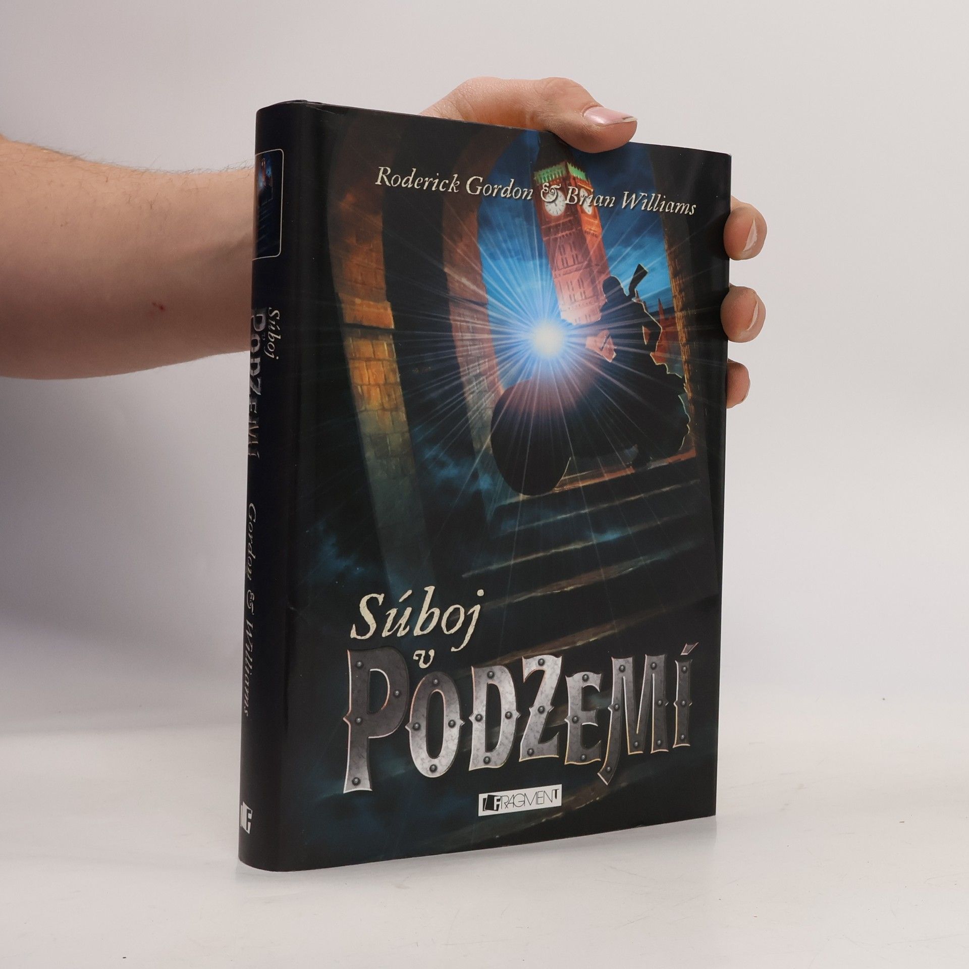 Roderick Gordon Súboj v Podzemí