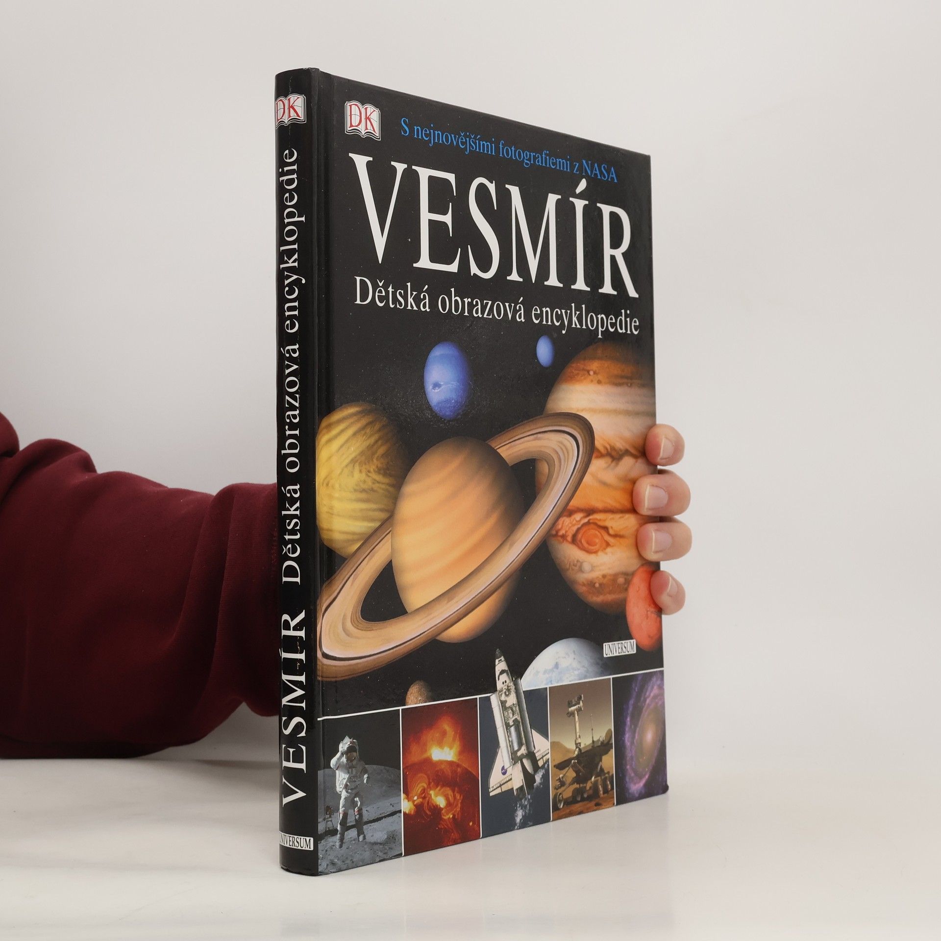 Auteurscollectief Vesmír. Dětská obrazová encyklopedie.