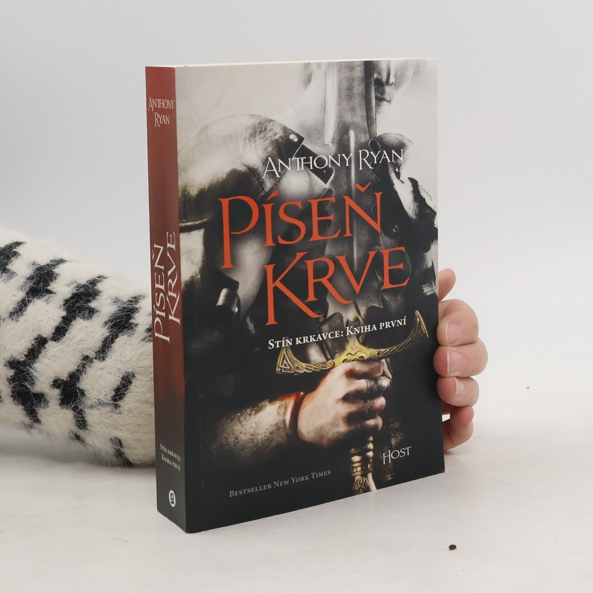 Anthony Ryan Píseň krve. Stín krkavce. 1. díl