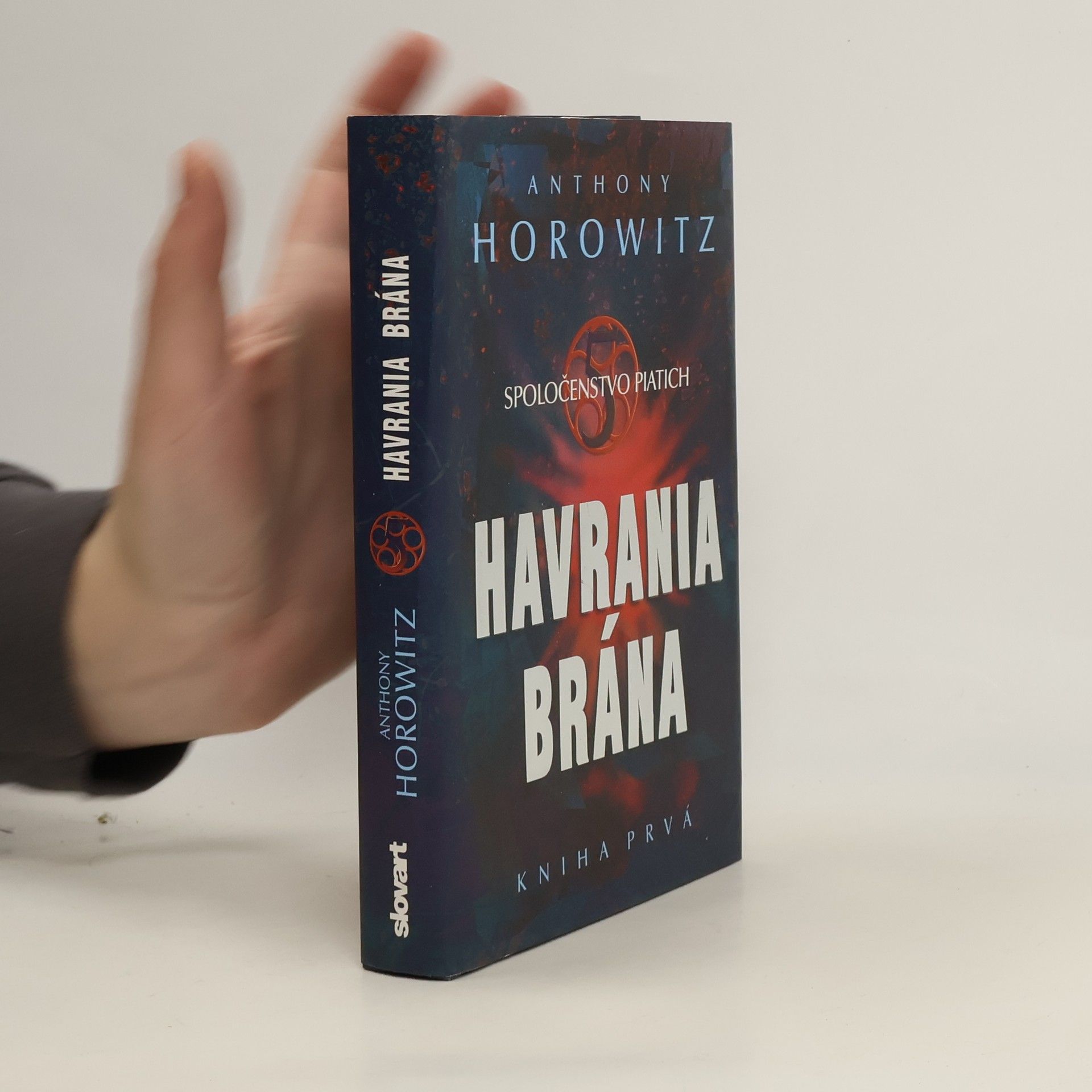Anthony Horowitz Spoločenstvo piatich 1. Havrania brána