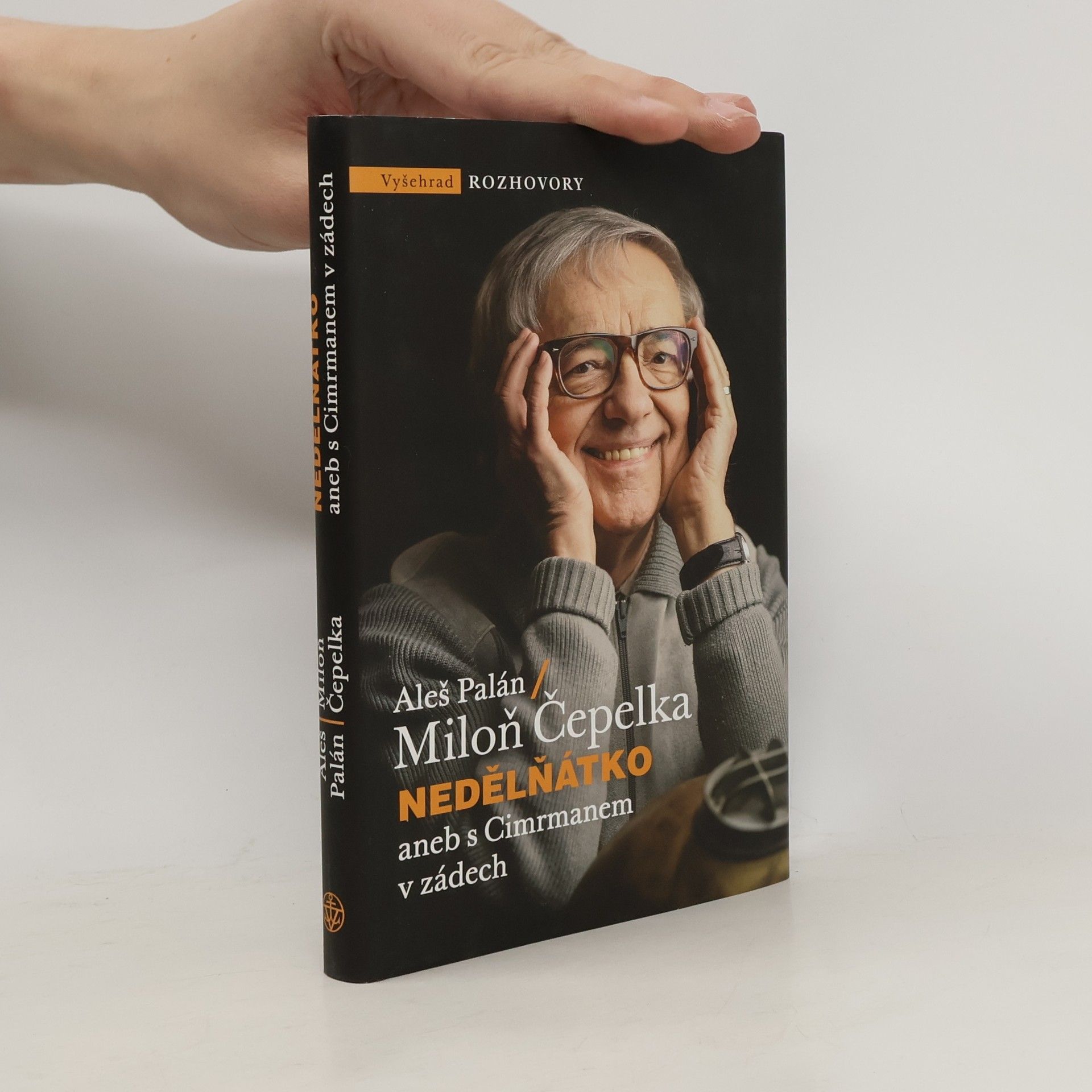 Nedělňátko aneb S Cimrmanem v zádech