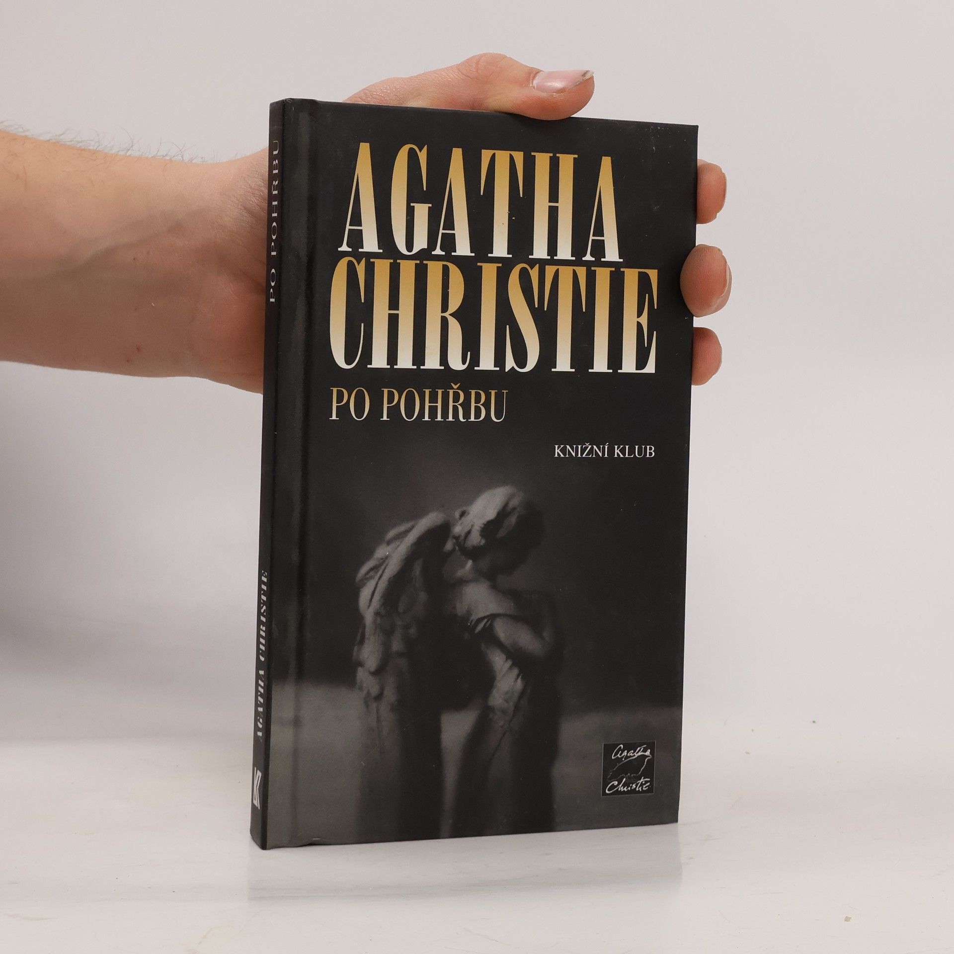 Agatha Christie Po pohřbu