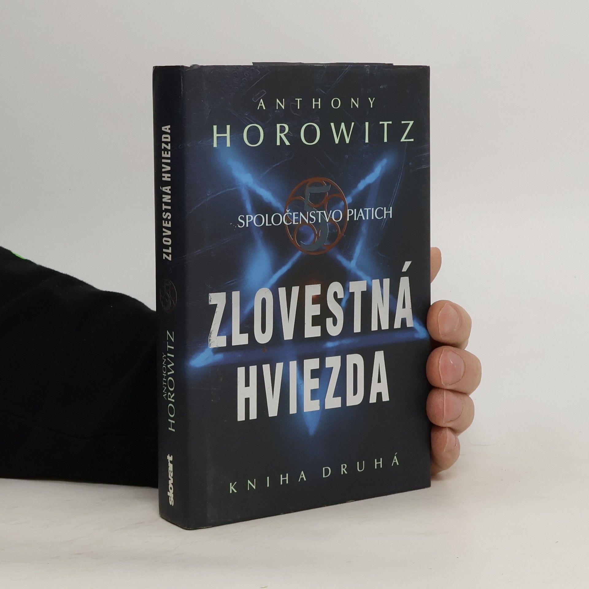 Anthony Horowitz Zlovestná hviezda