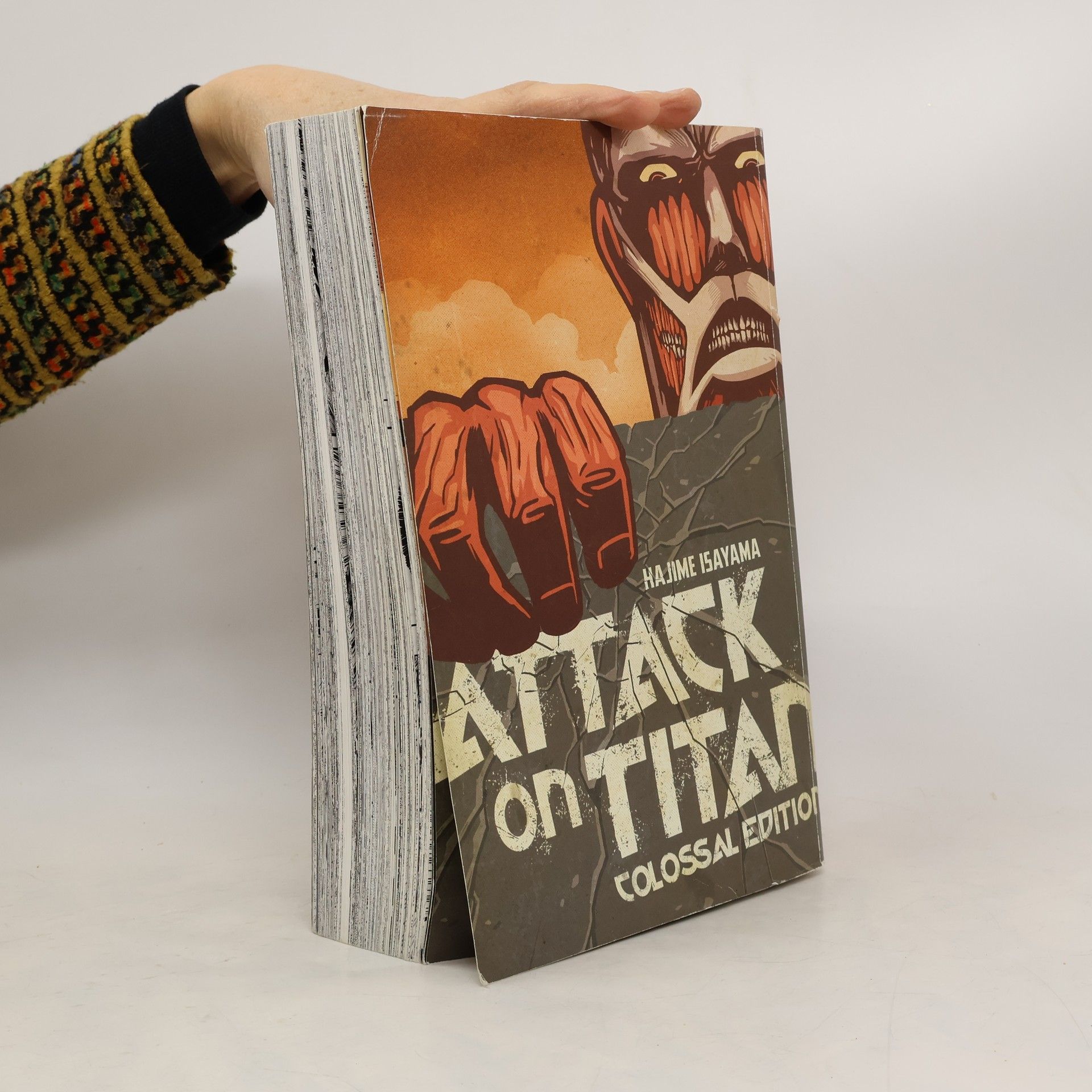 Hajime Isayama Attack On Titan: Colossal Edition 1