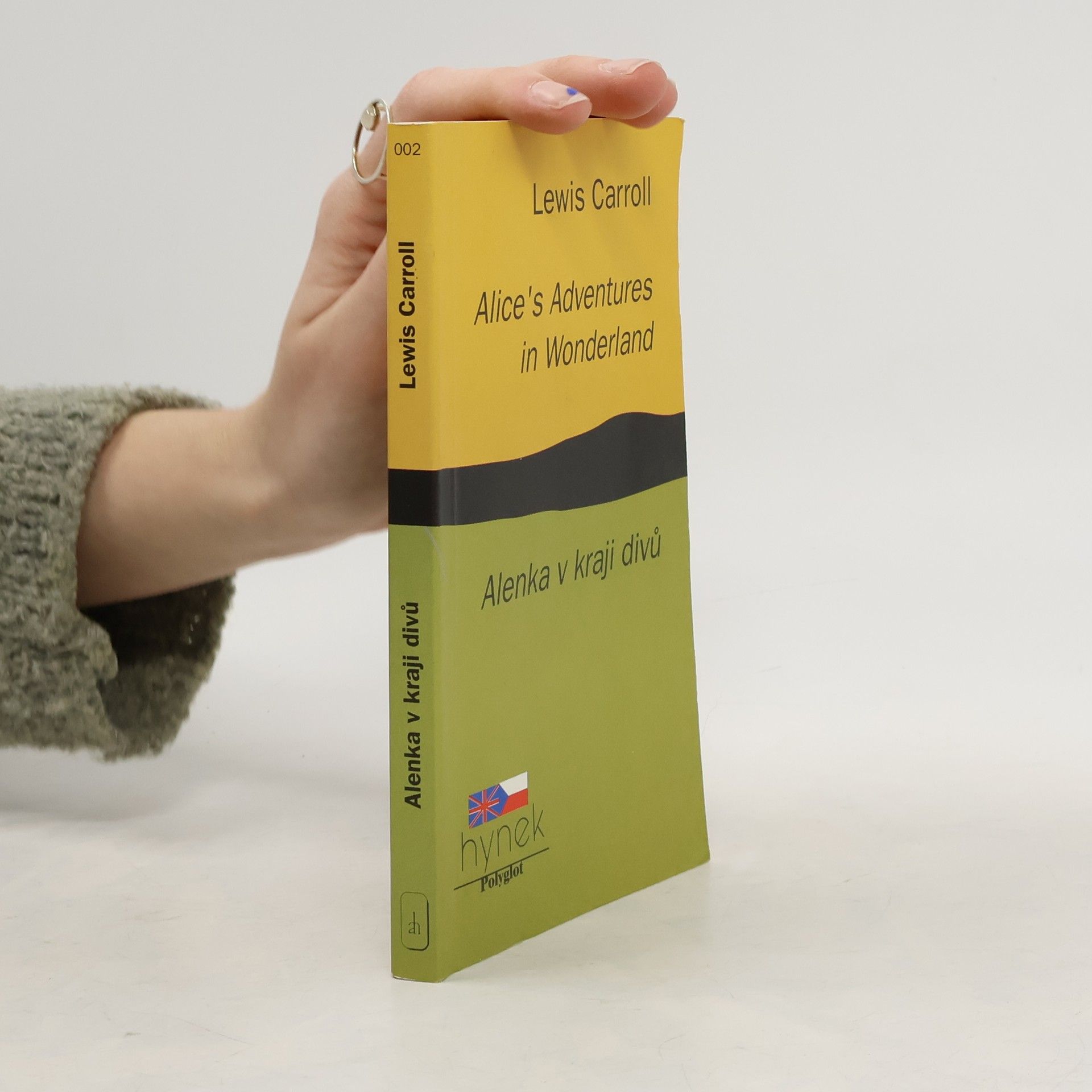 Lewis Carroll Alice's Adventures in Wonderland / Alenka v říši divů