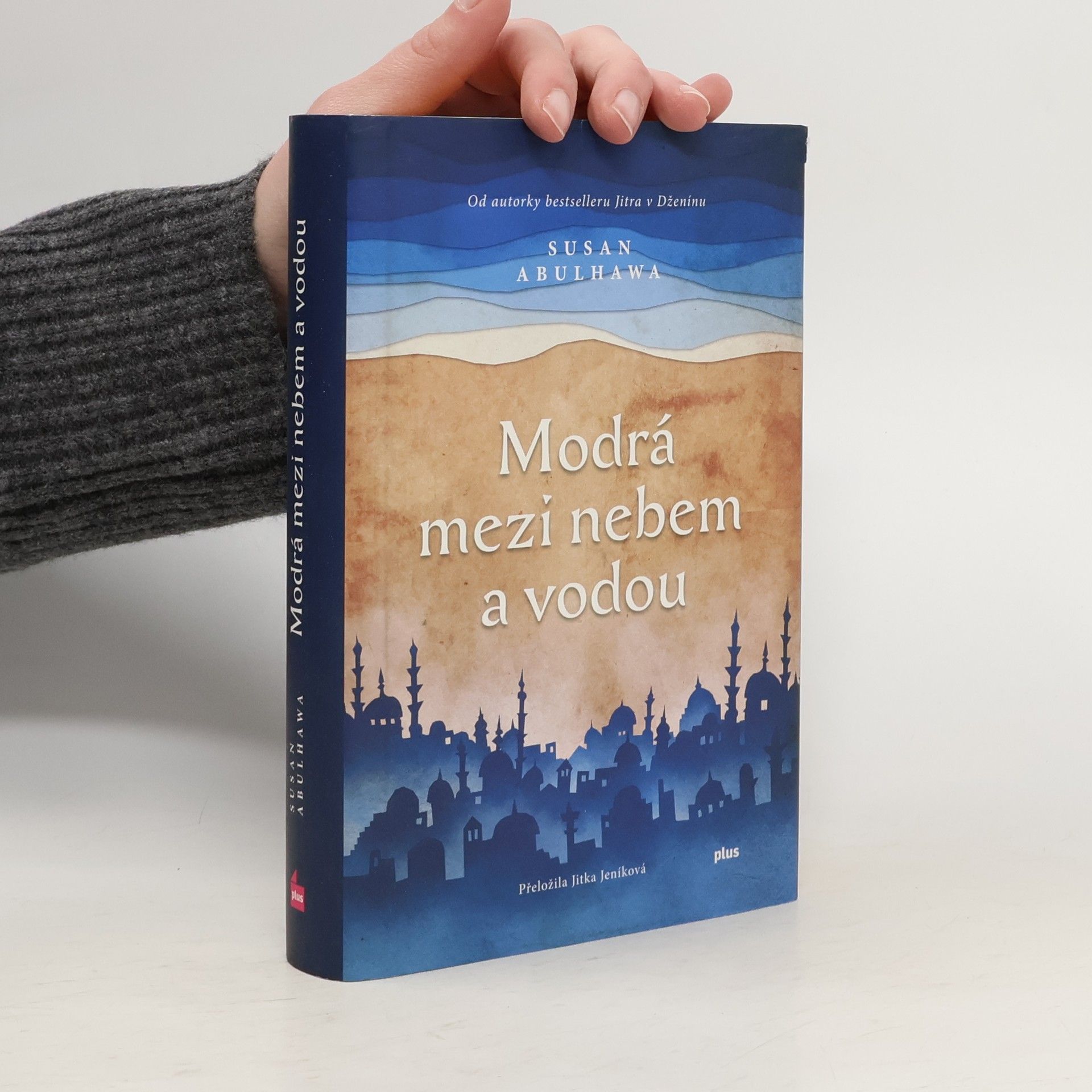 Susan Abulhawa Modrá mezi nebem a vodou