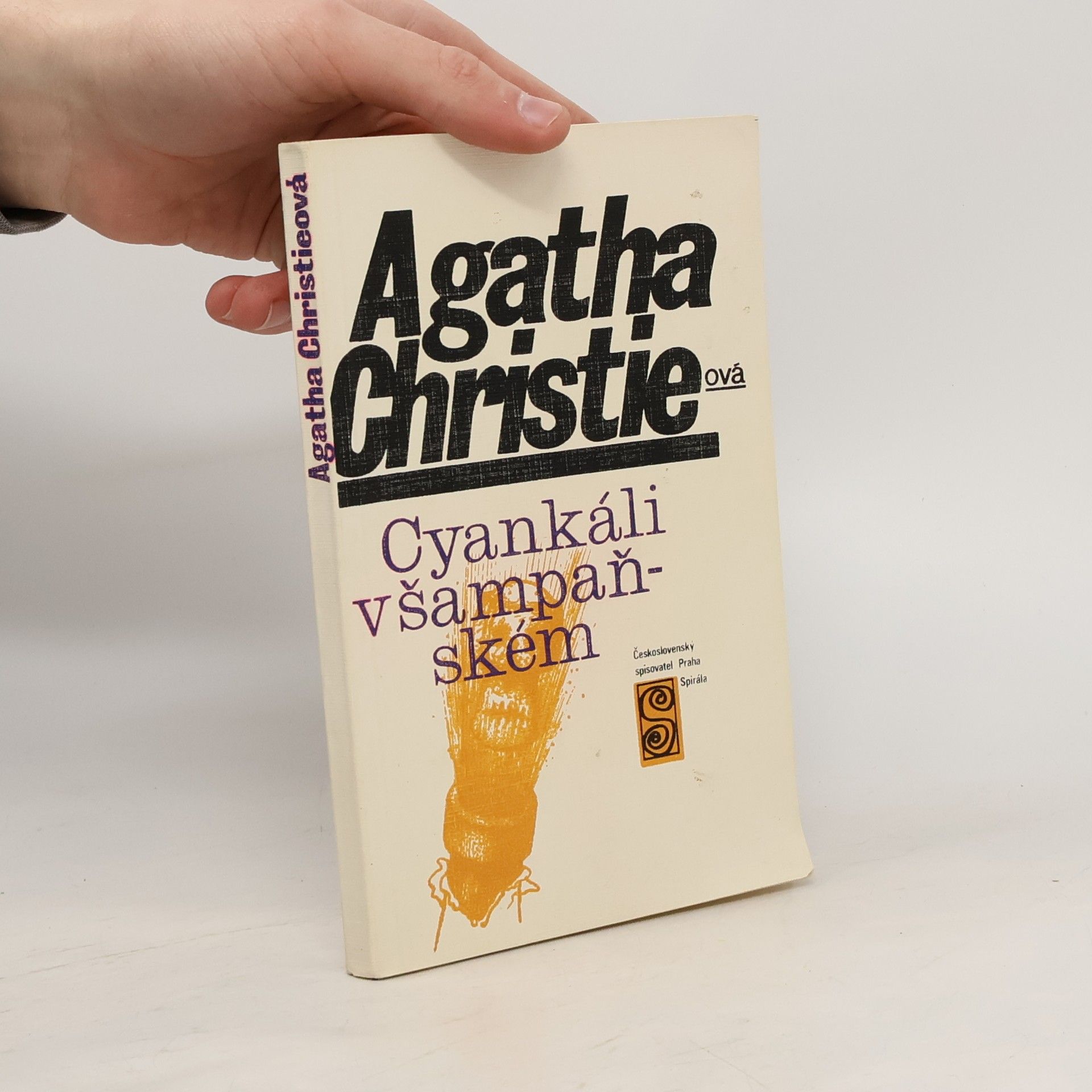 Agatha Christie Cyankáli v šampaňském