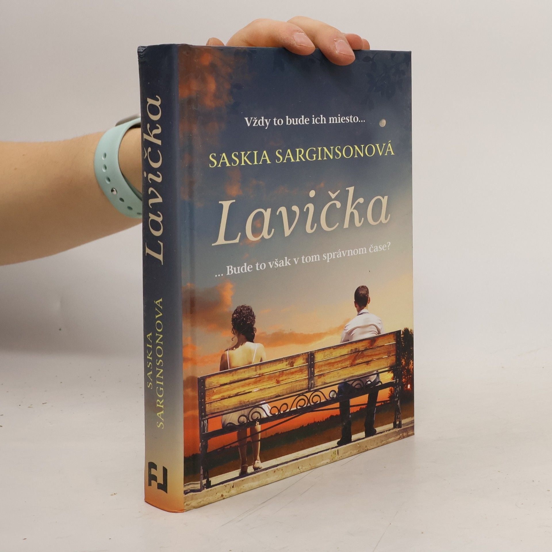 Saskia Sarginson Lavička