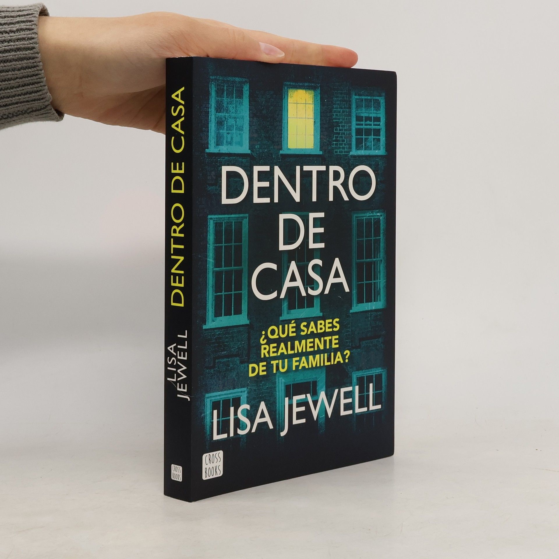 Verónica García Pérez Dentro de casa