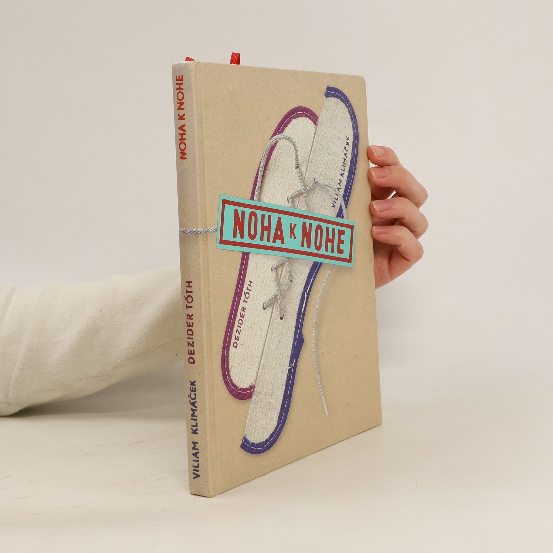 Viliam Klimáček Noha k nohe