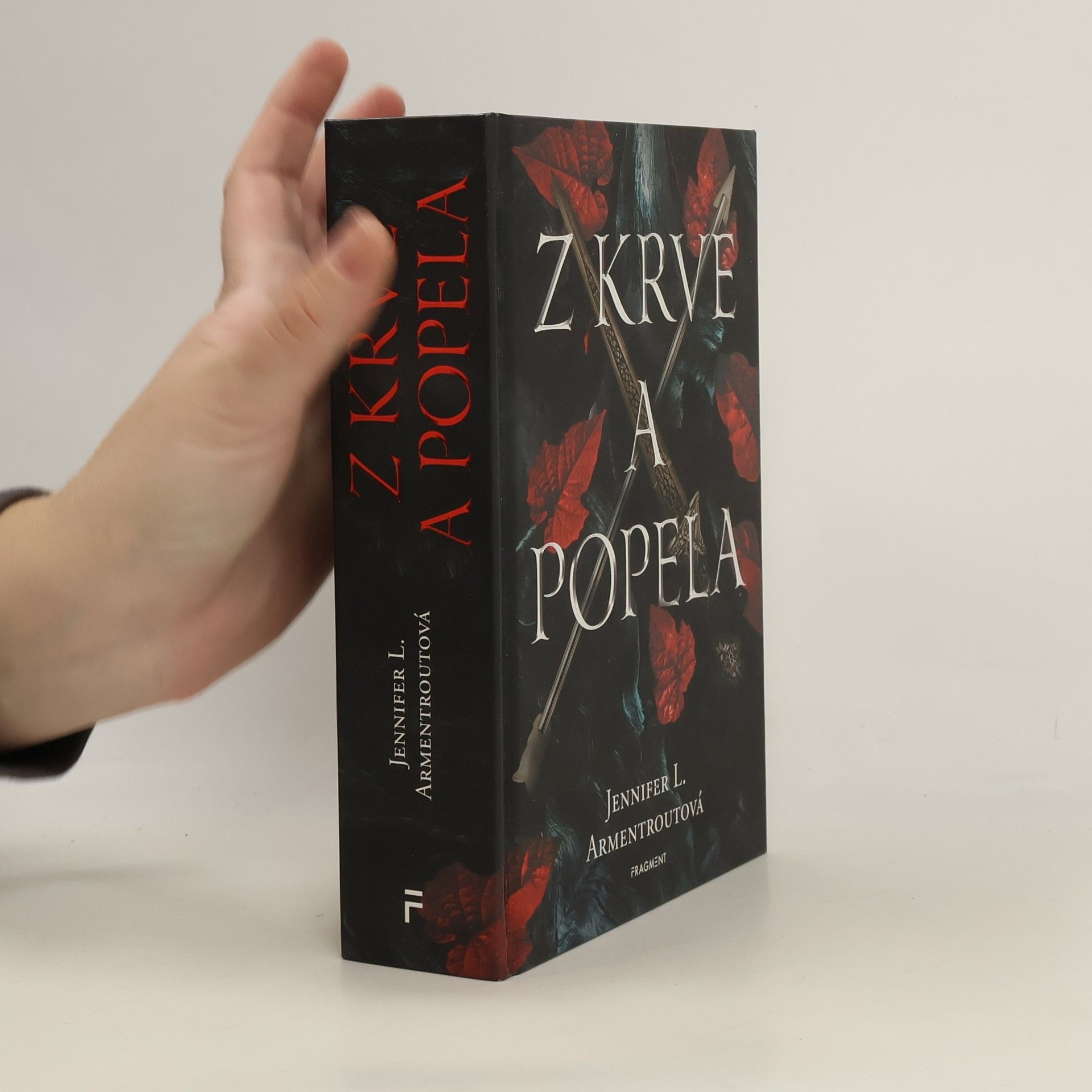 Jennifer L. Armentrout Z krve a popela