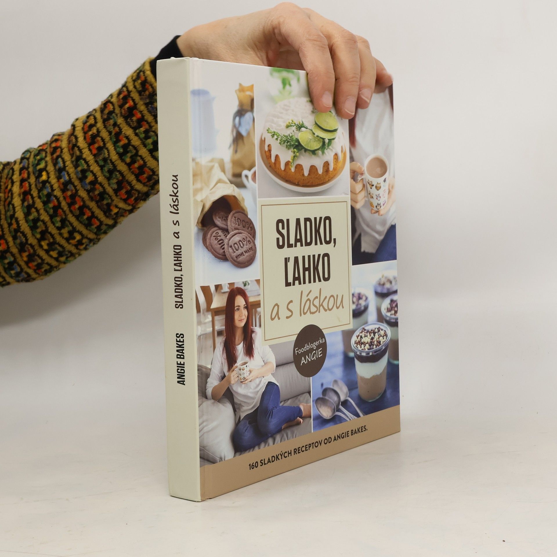 Angie Bakes Sladko, ľahko a s láskou