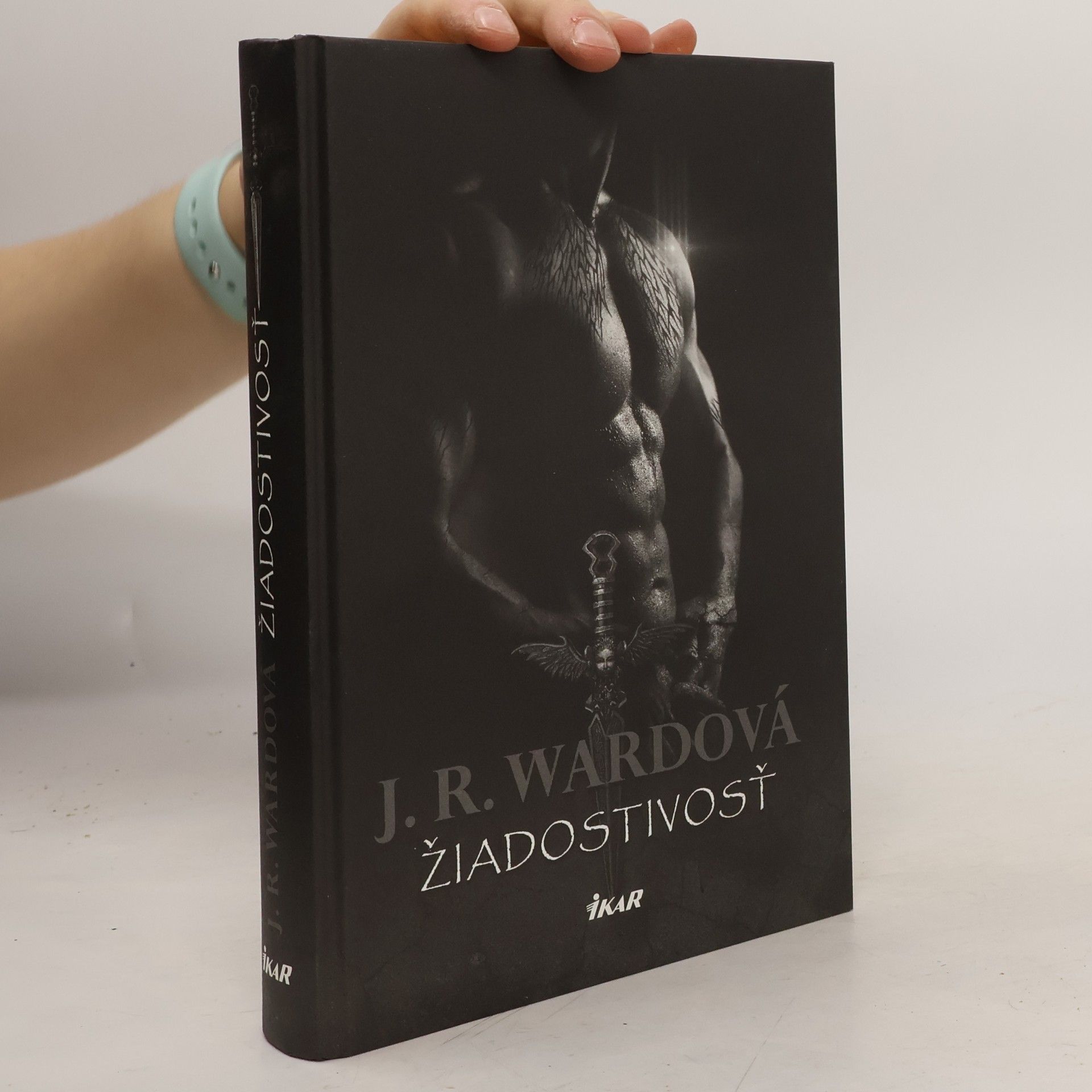 J. R. Ward Žiadostivosť