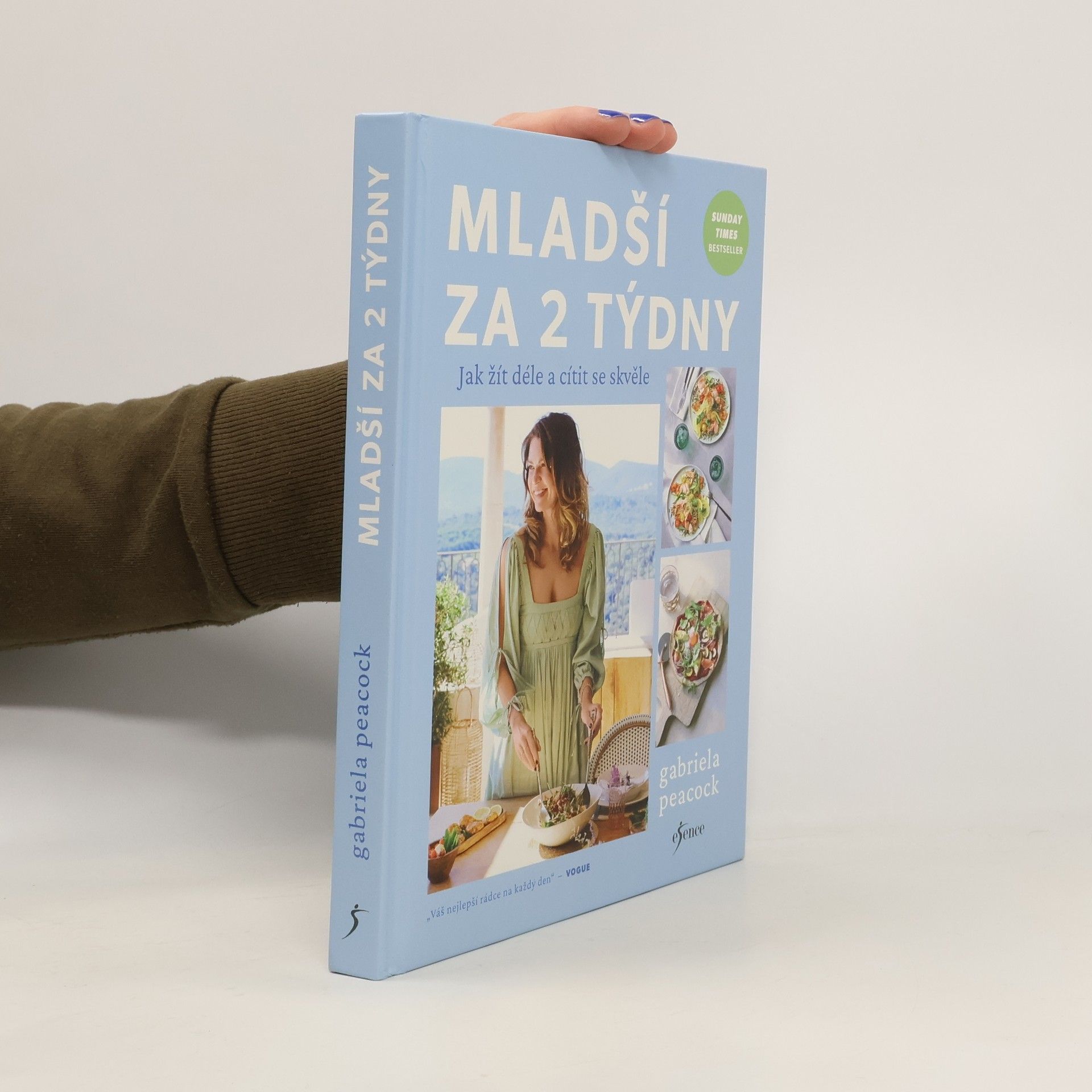 Mladší za 2 týdny