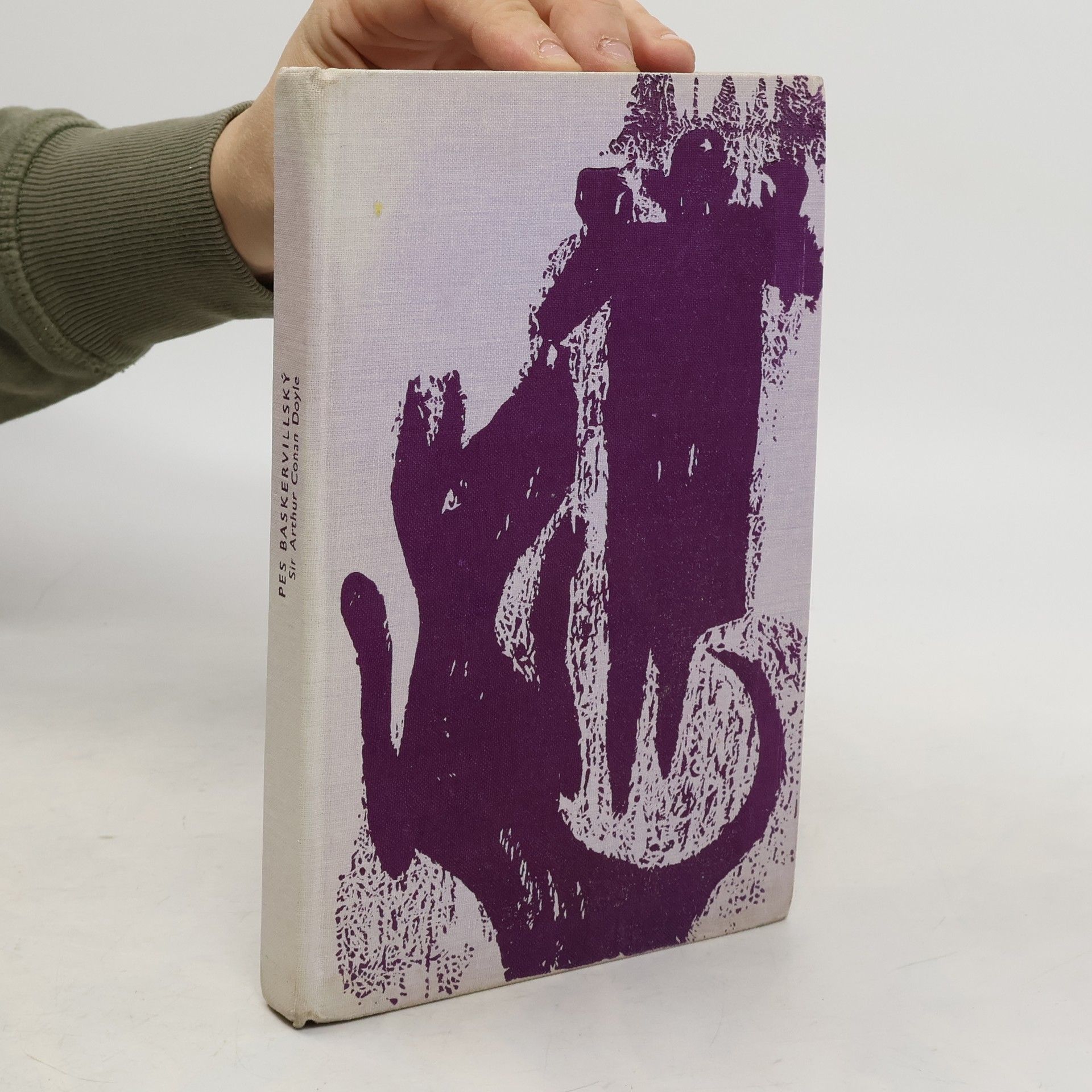 Arthur Conan Doyle Pes baskervillský