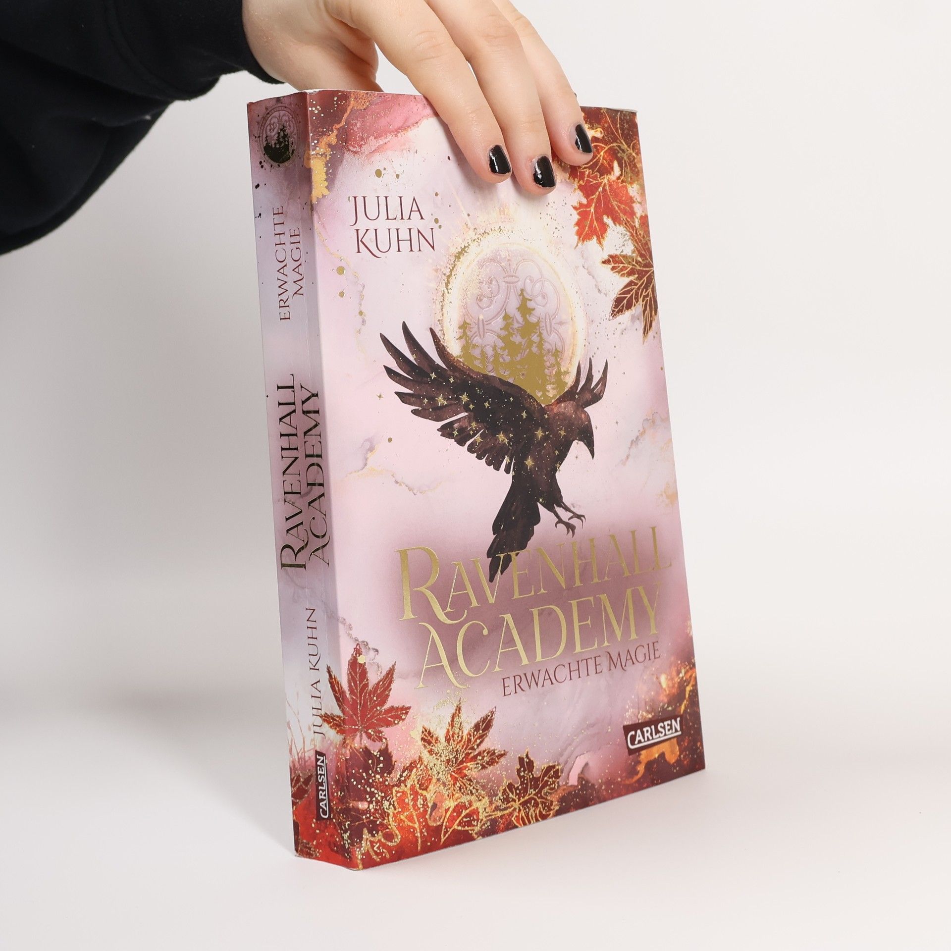 Ravenhall Academy 2: Erwachte Magie