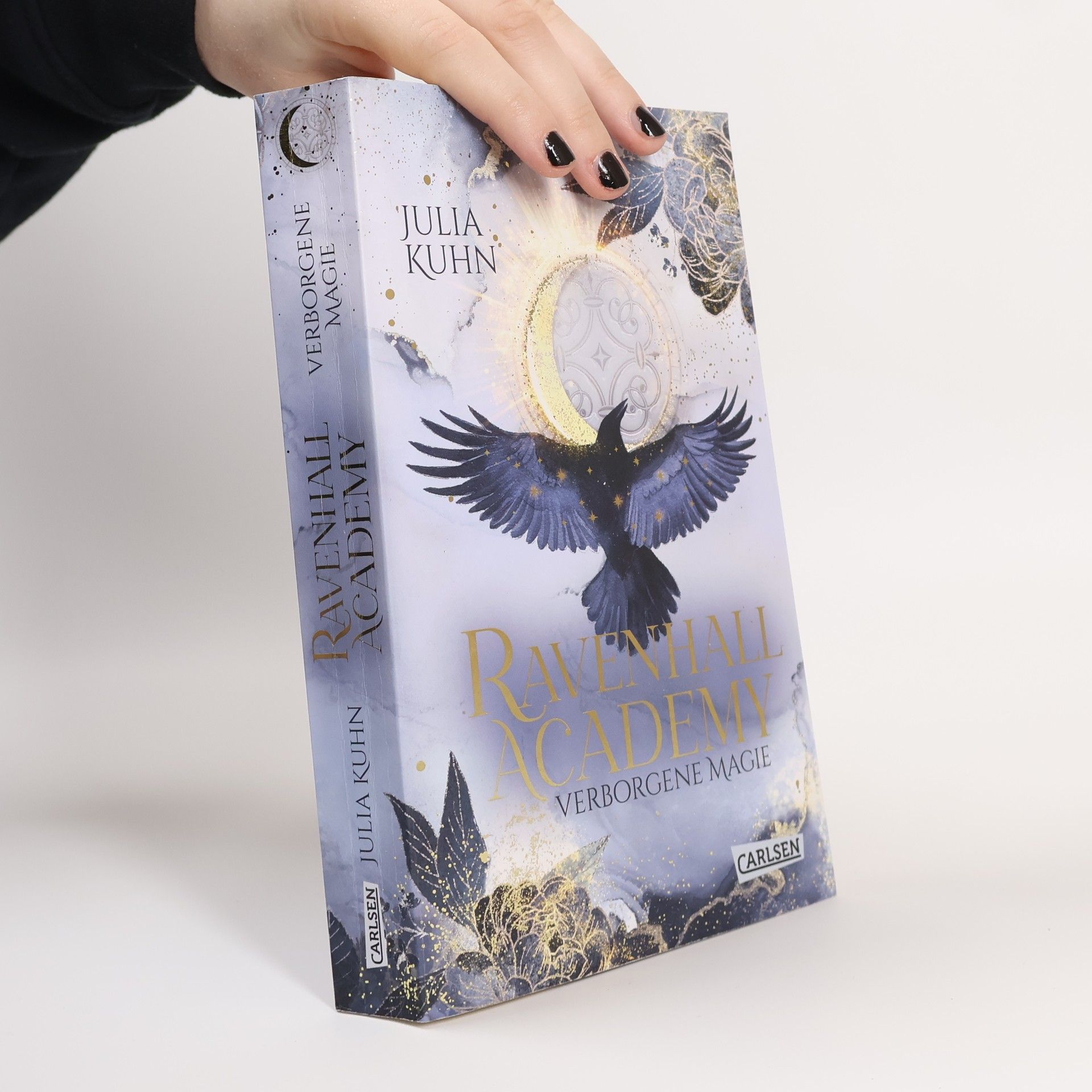 Julia Kuhn Ravenhall Academy 1: Verborgene Magie