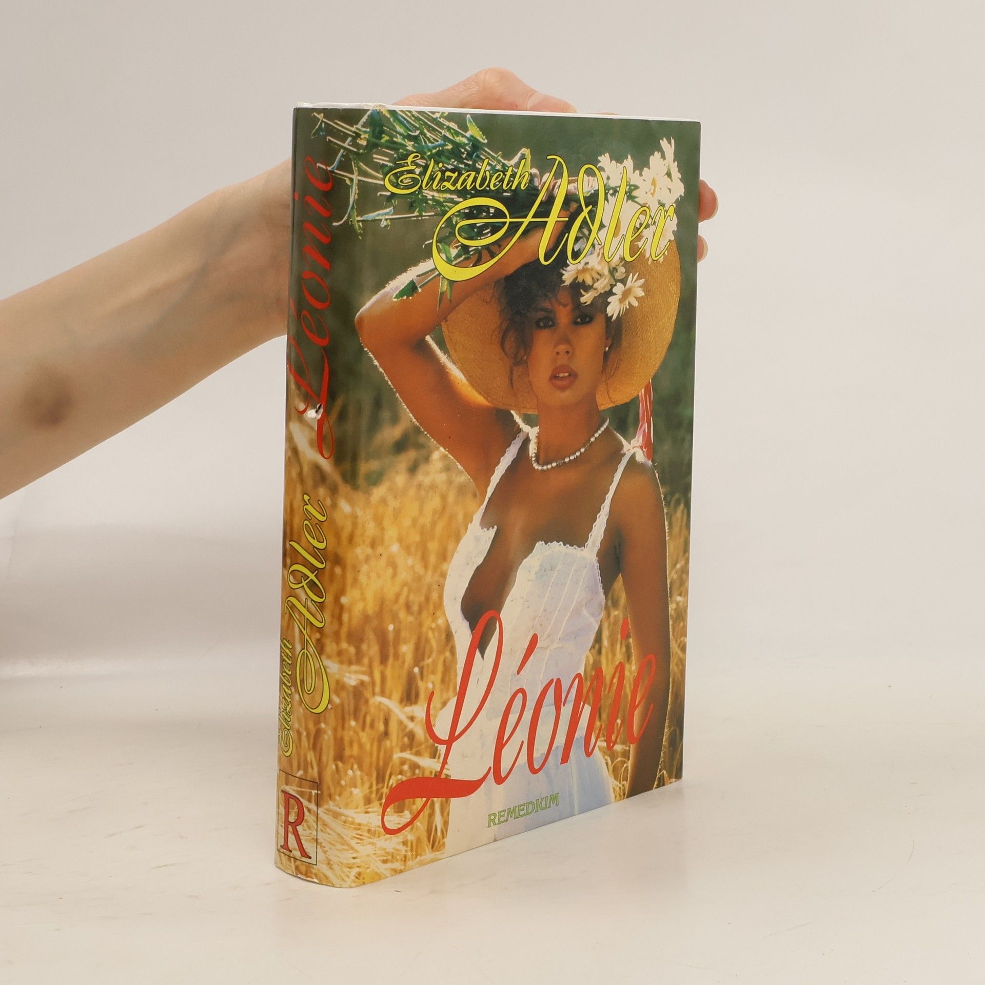 Elizabeth Adler Leonie