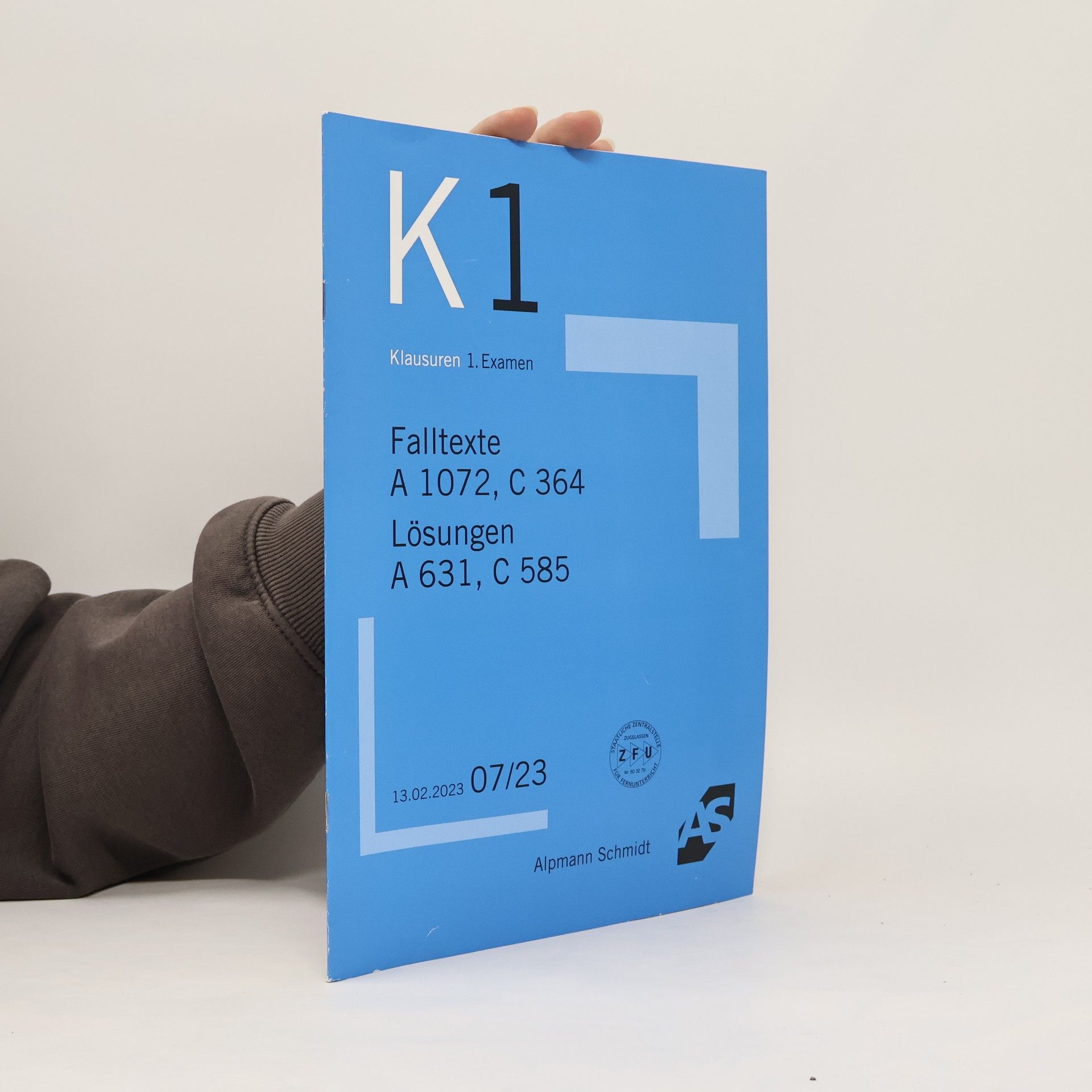 Autorenkollektiv K 1. Falltexte A 1072, C 364 Lösungen A 631, C 585