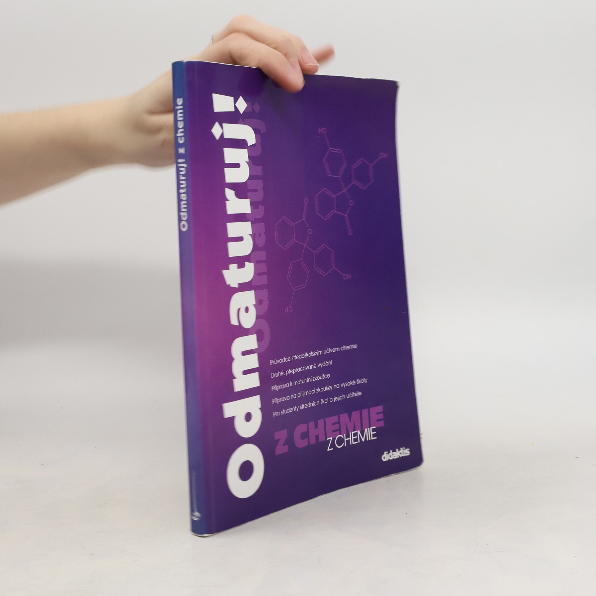 Marika Benešová Odmaturuj! z chemie